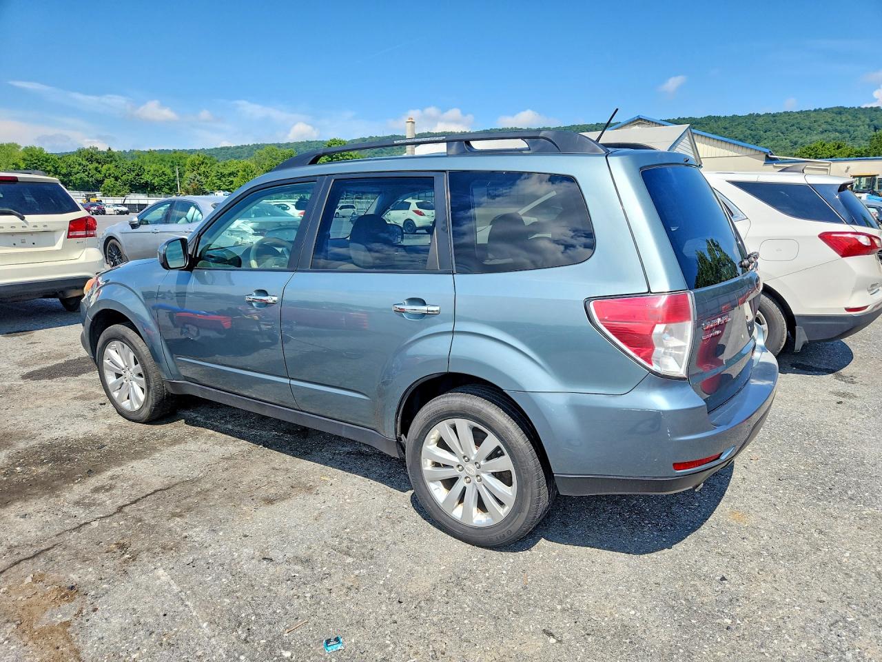 2012 Subaru Forester 2.5x Premium Green vin: JF2SHADC7CH431230