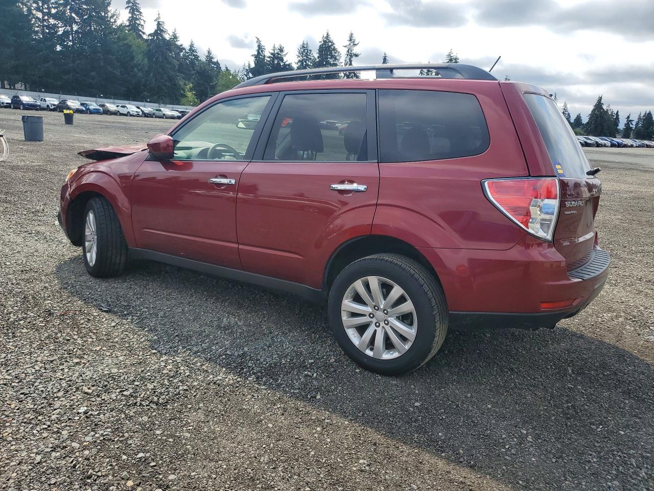 2012 Subaru Forester 2.5x Premium Maroon vin: JF2SHADC7CH443619