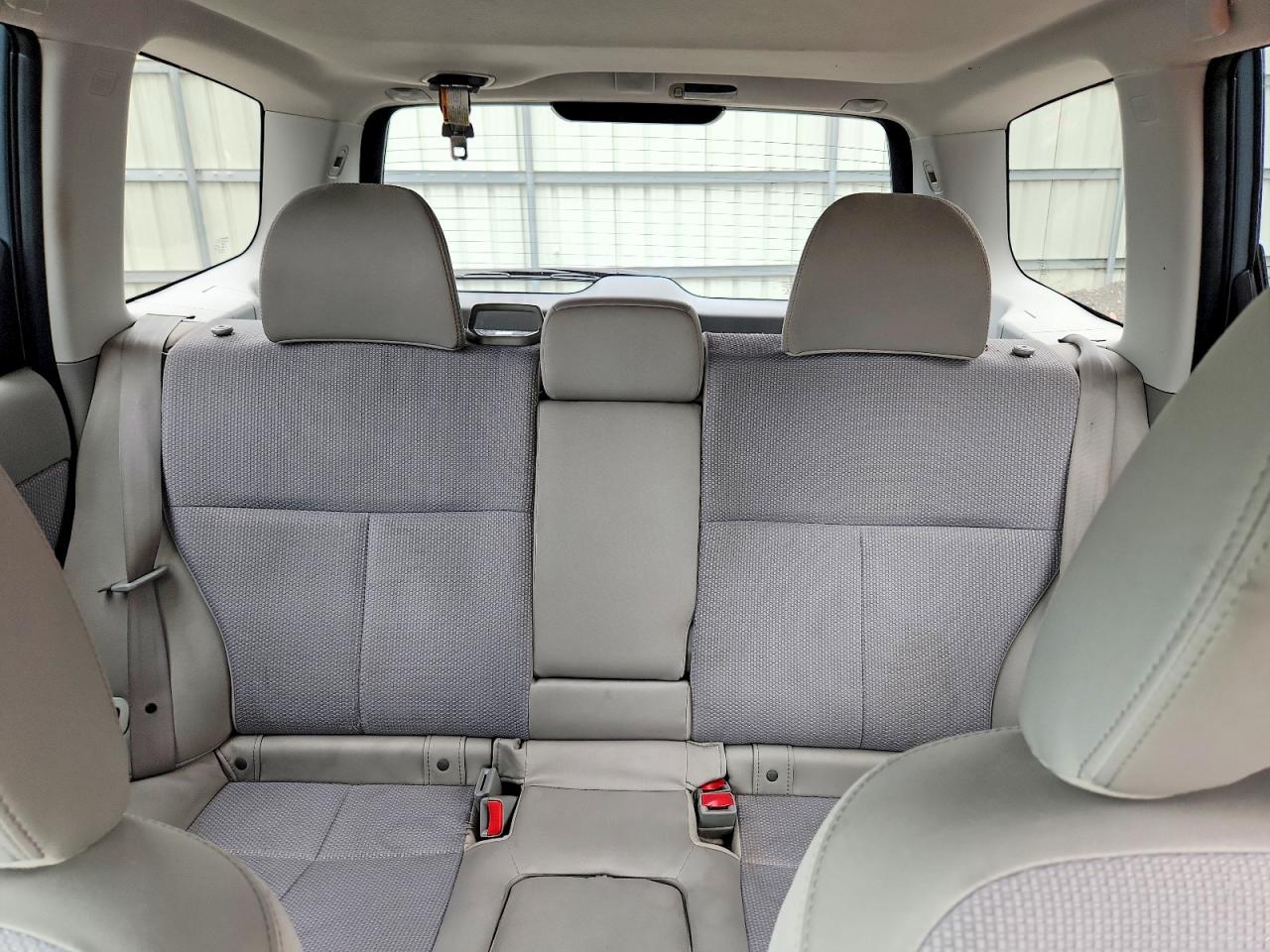 2012 Subaru Forester 2.5x Premium Blue vin: JF2SHADC7CH465197