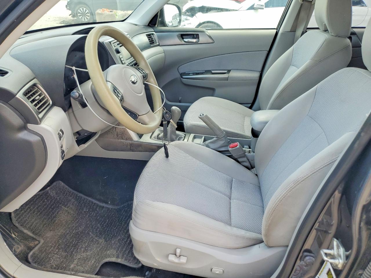 2013 Subaru Forester 2.5x Premium Blue vin: JF2SHADC7DG400258