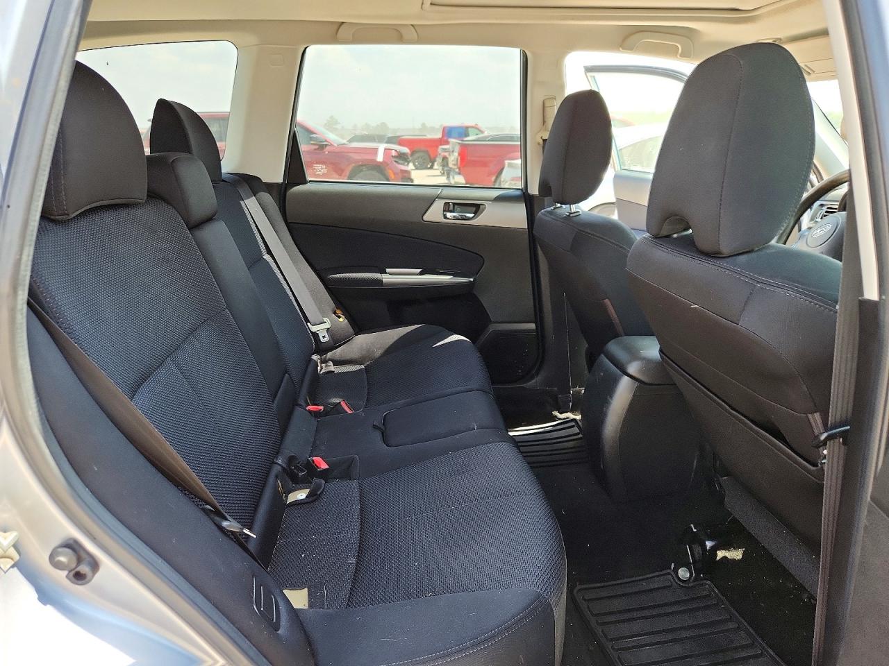 2013 Subaru Forester 2.5x Premium Gray vin: JF2SHADC7DH411108