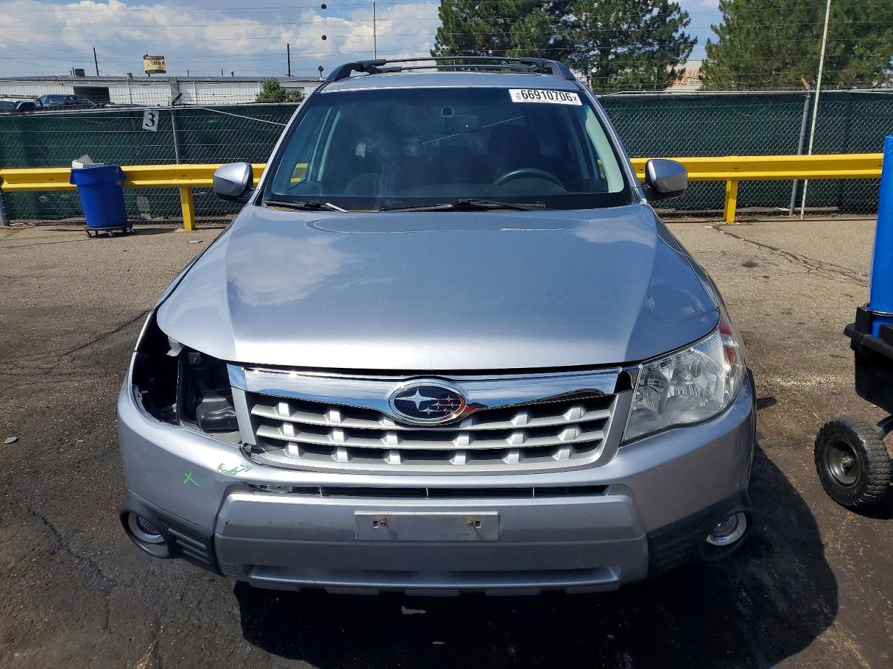 2013 Subaru Forester 2.5x Premium Gray vin: JF2SHADC7DH440026