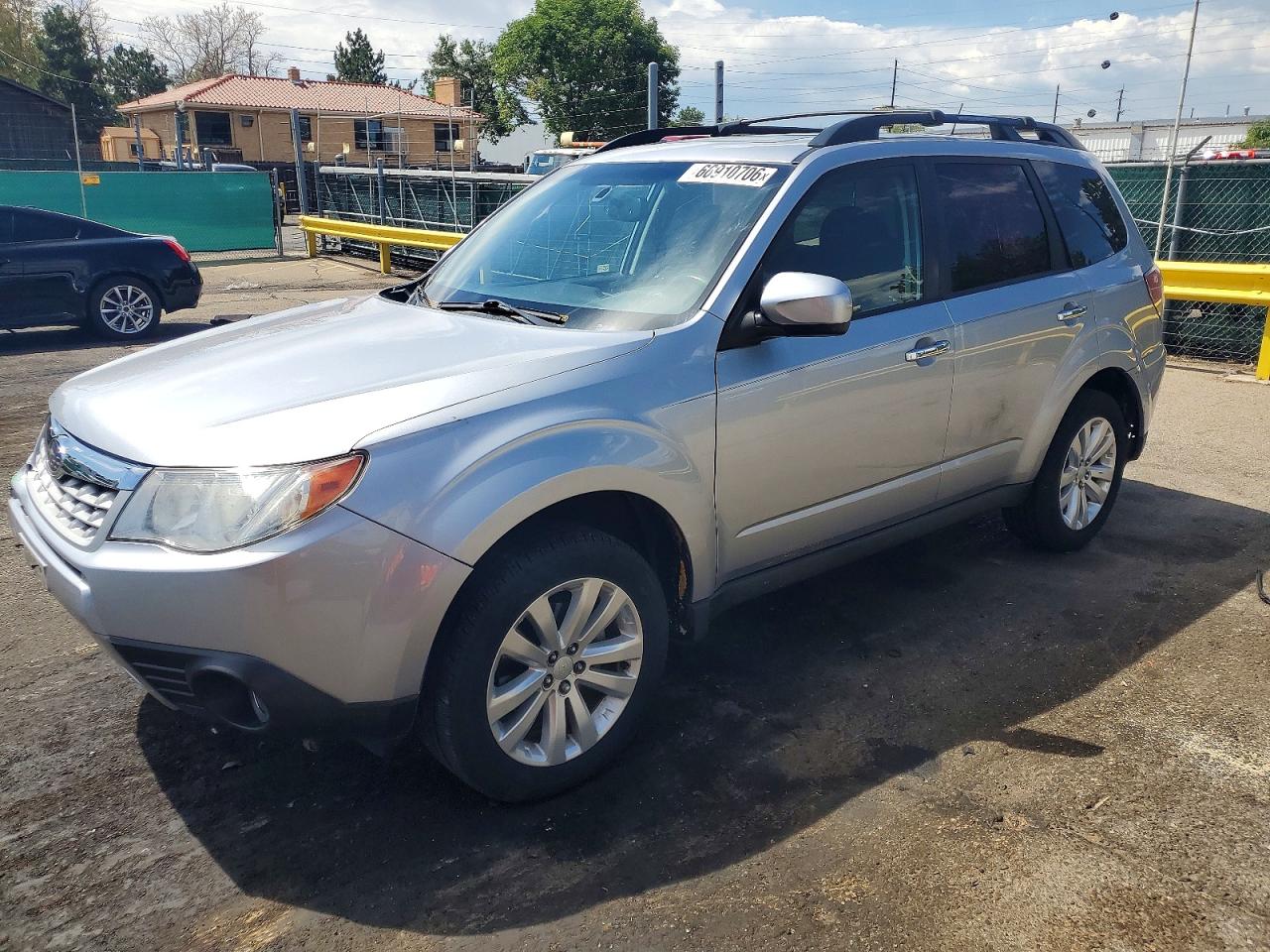 2013 Subaru Forester 2.5x Premium Gray vin: JF2SHADC7DH440026