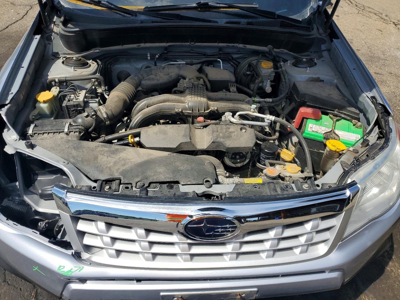 2013 Subaru Forester 2.5x Premium Gray vin: JF2SHADC7DH440026