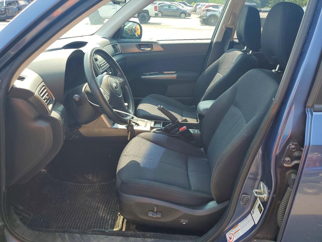 2011 Subaru Forester 2.5x Premium Blue vin: JF2SHADC8BH728070