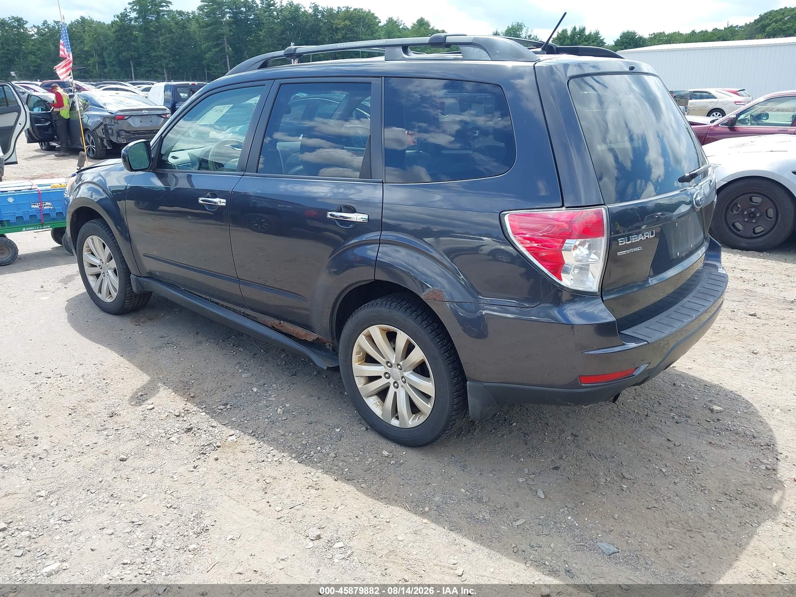 2012 Subaru Forester 2.5x Premium Gray vin: JF2SHADC8CH401184
