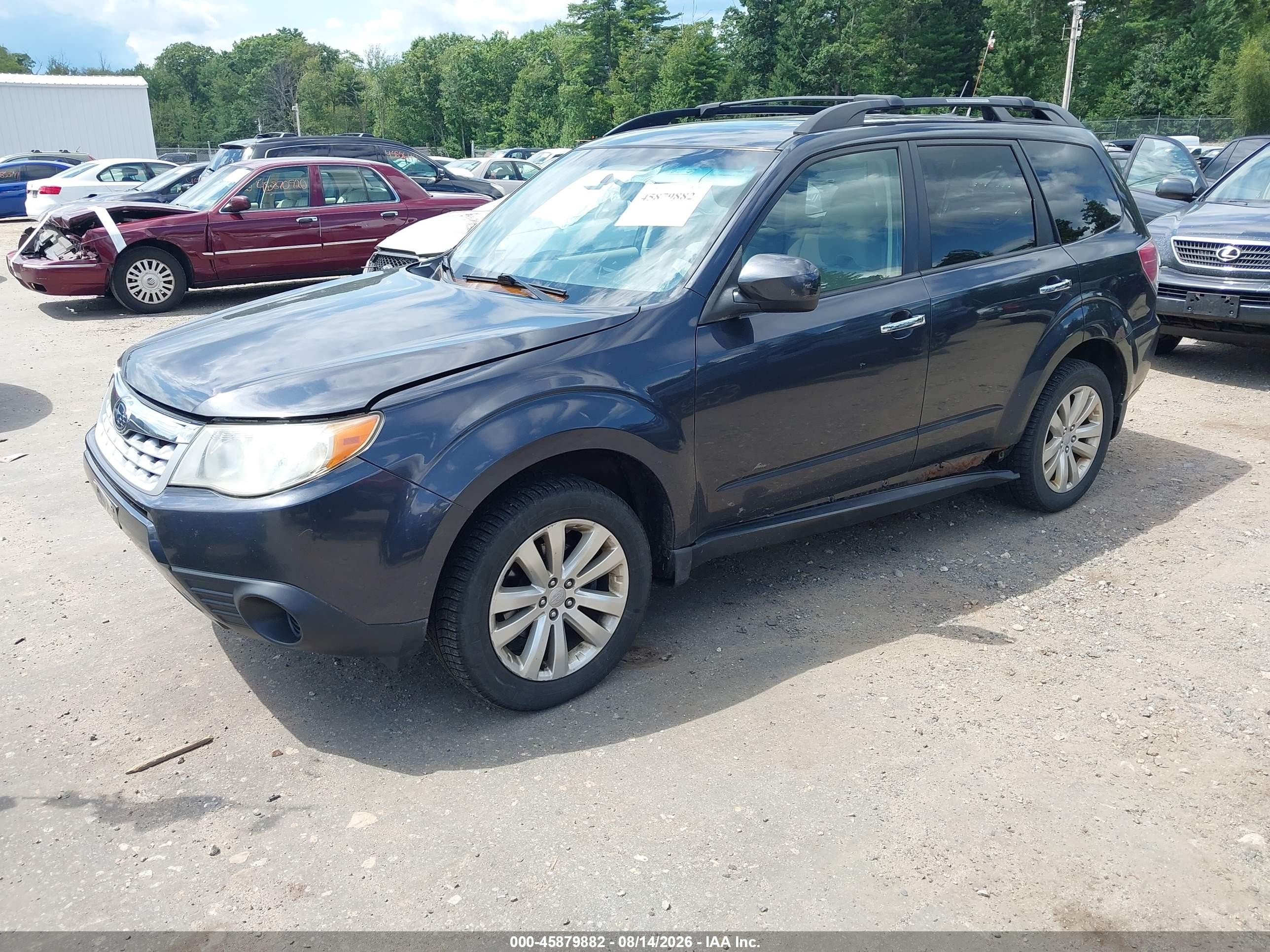 2012 Subaru Forester 2.5x Premium Gray vin: JF2SHADC8CH401184