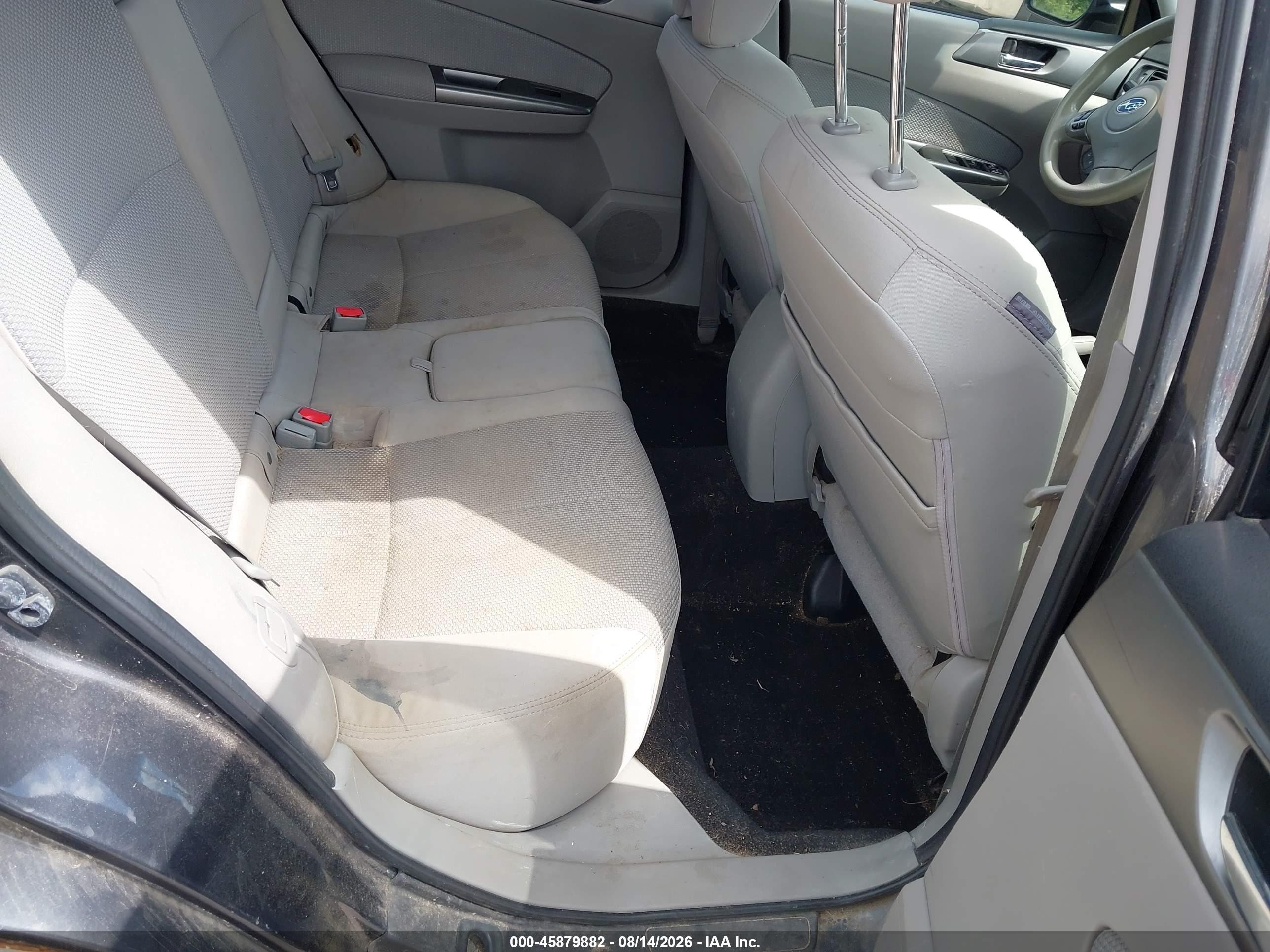 2012 Subaru Forester 2.5x Premium Gray vin: JF2SHADC8CH401184