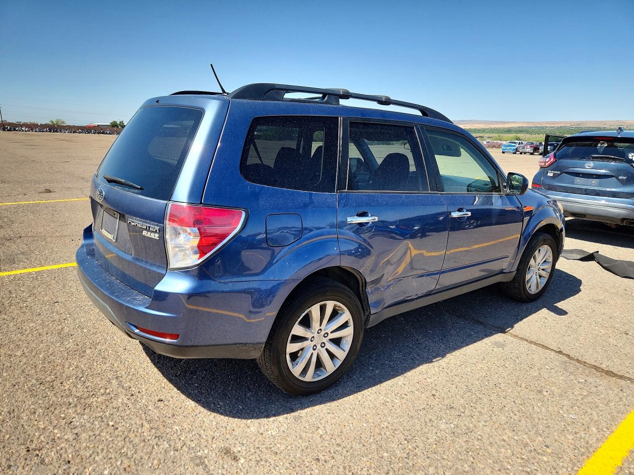 2012 Subaru Forester 2.5x Premium Синий vin: JF2SHADC8CH465600