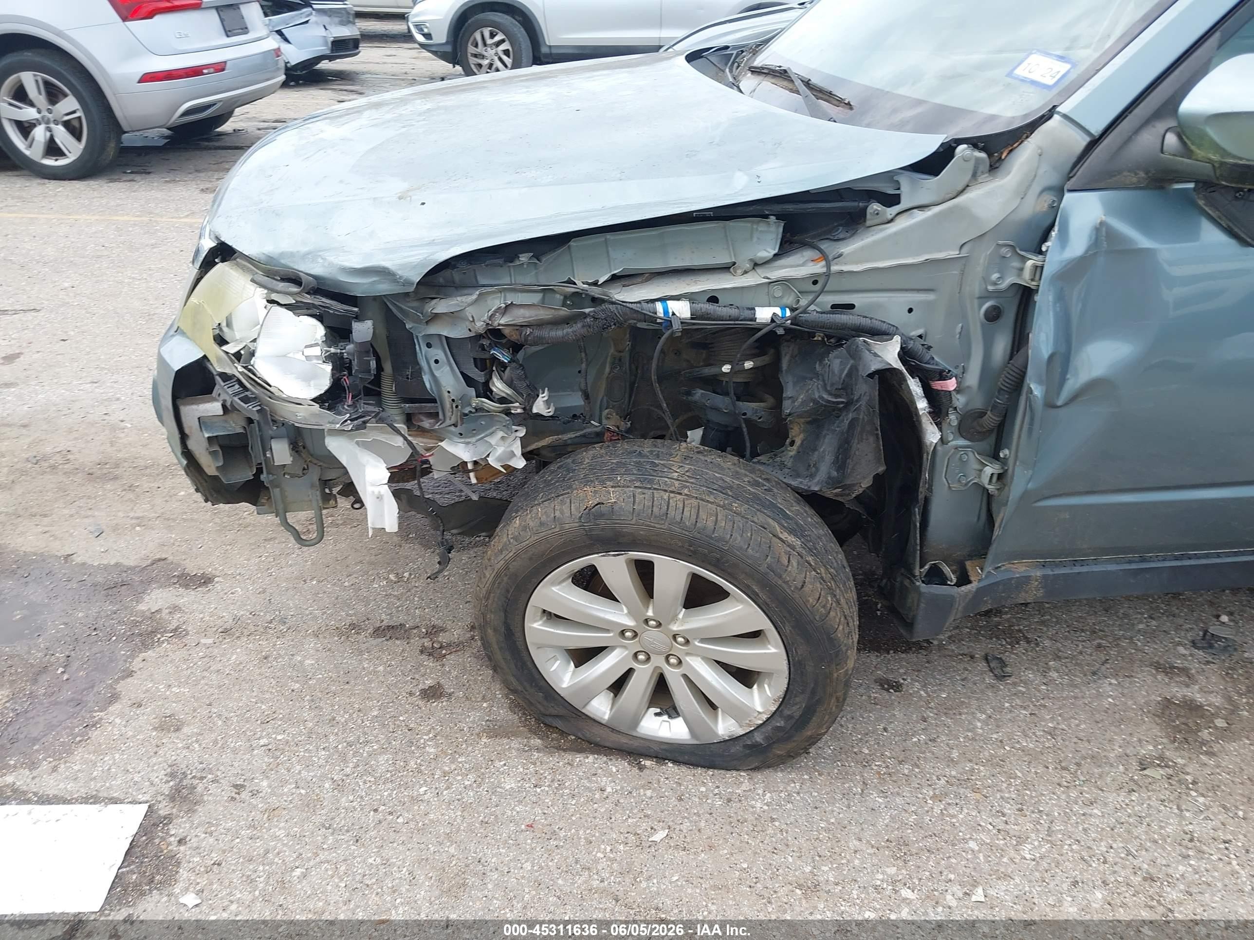 2013 Subaru Forester 2.5x Premium Зеленый vin: JF2SHADC8DG401631