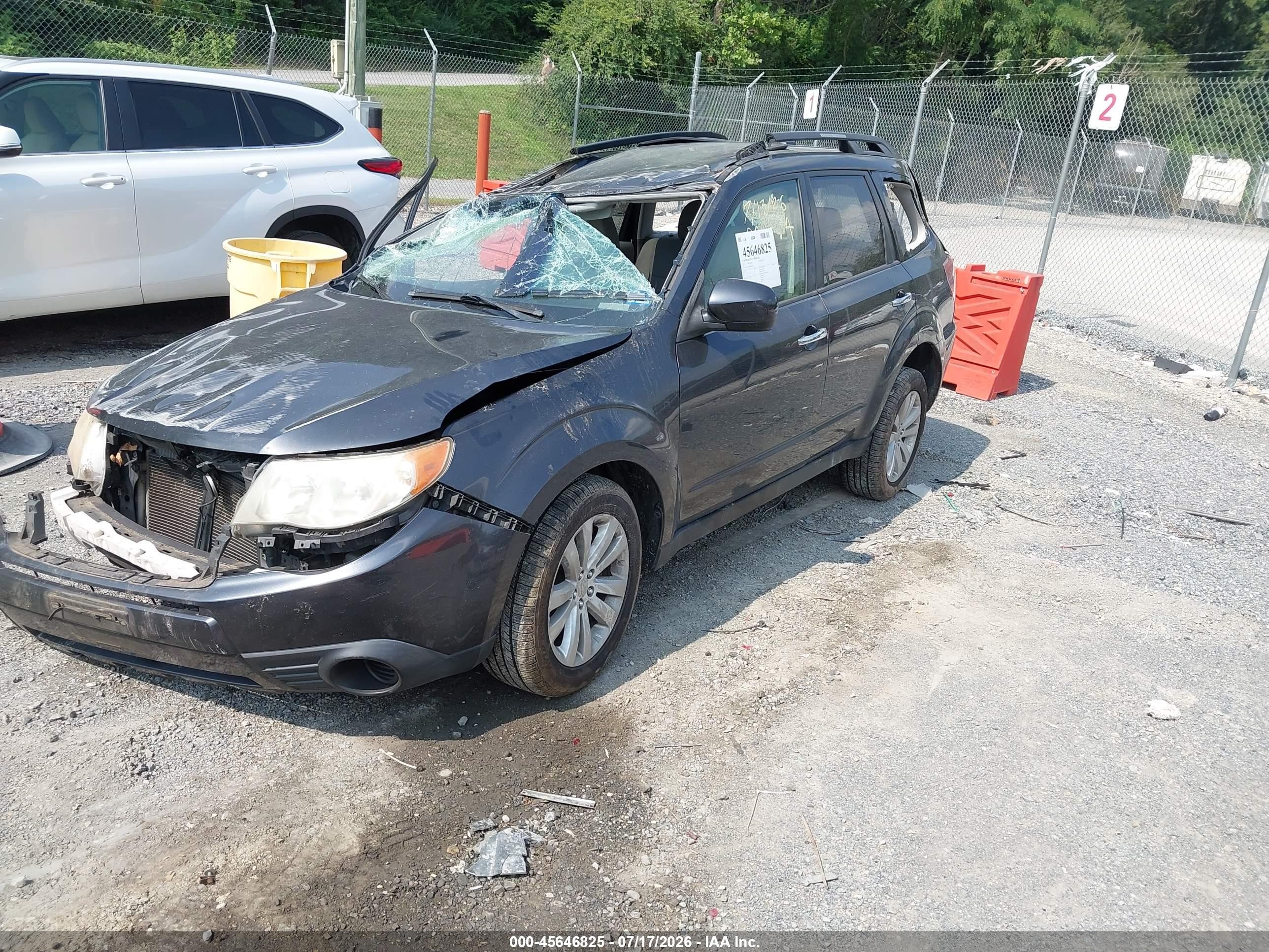 2013 Subaru Forester 2.5x Premium Черный vin: JF2SHADC8DH410193