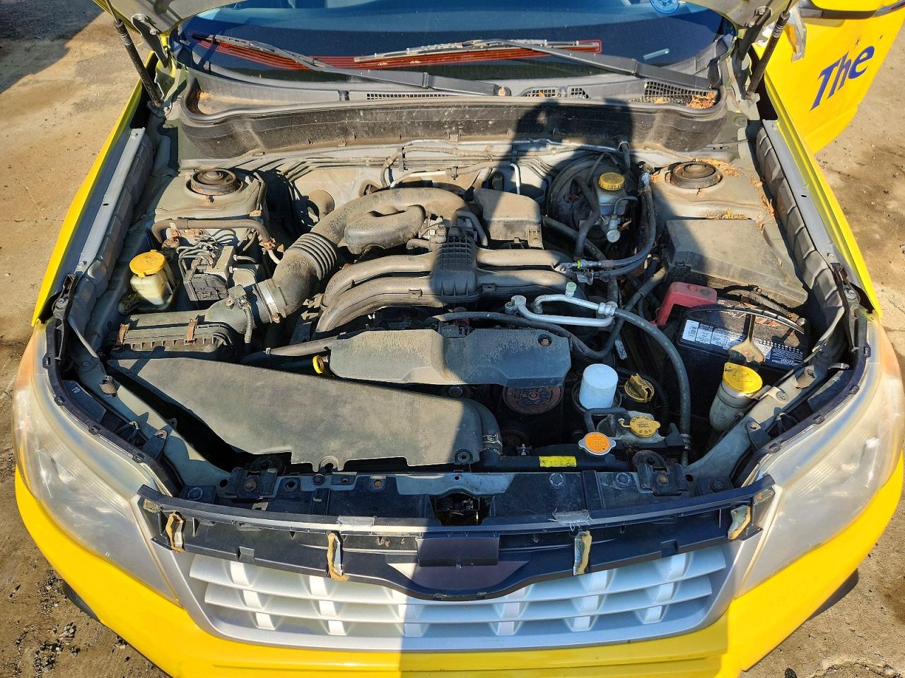 2013 Subaru Forester 2.5x Premium Yellow vin: JF2SHADC8DH422635