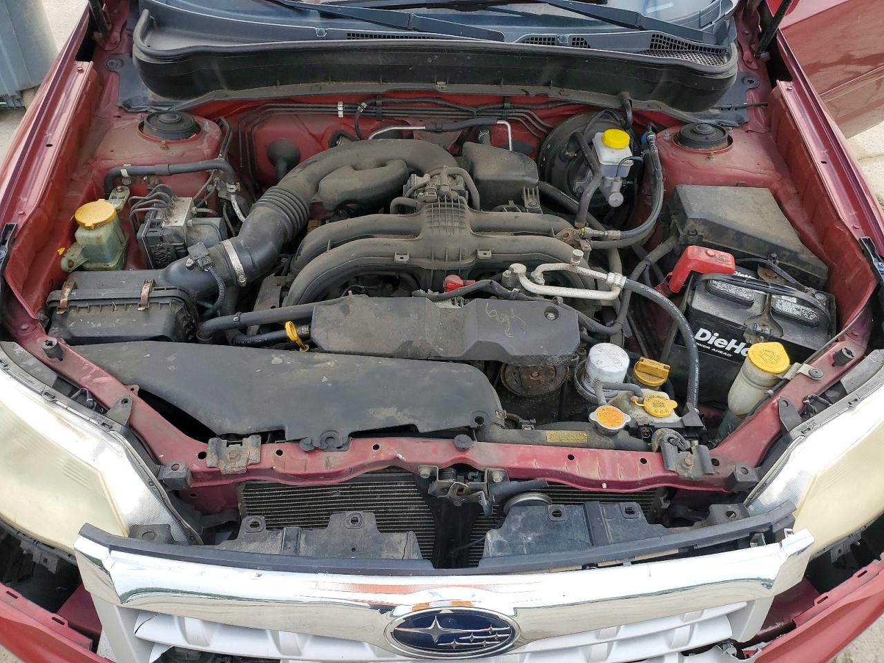 2013 Subaru Forester 2.5x Premium Burgundy vin: JF2SHADC8DH443923