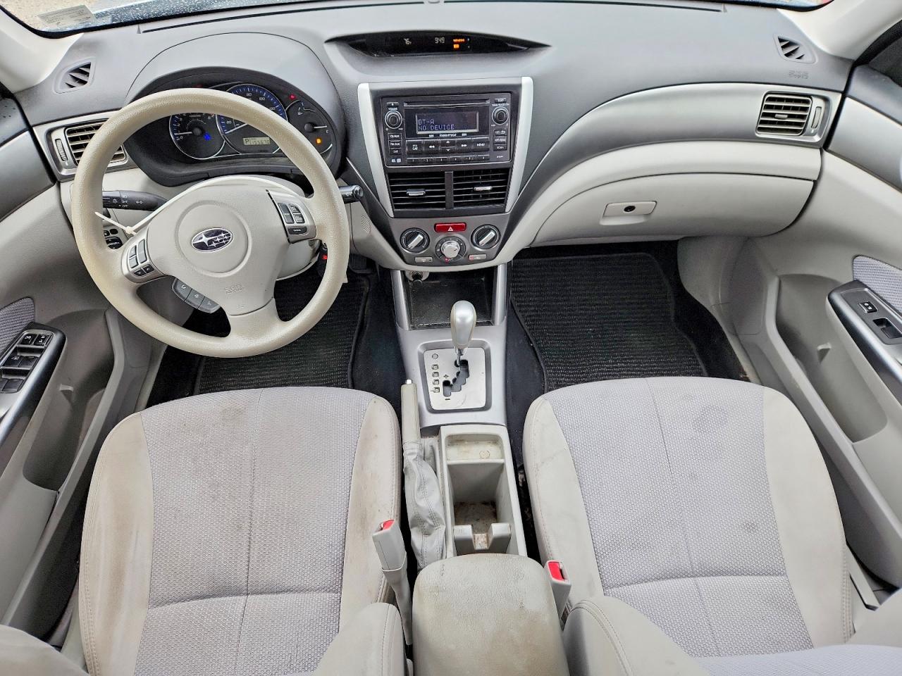 2011 Subaru Forester 2.5x Premium Silver vin: JF2SHADC9BH727154