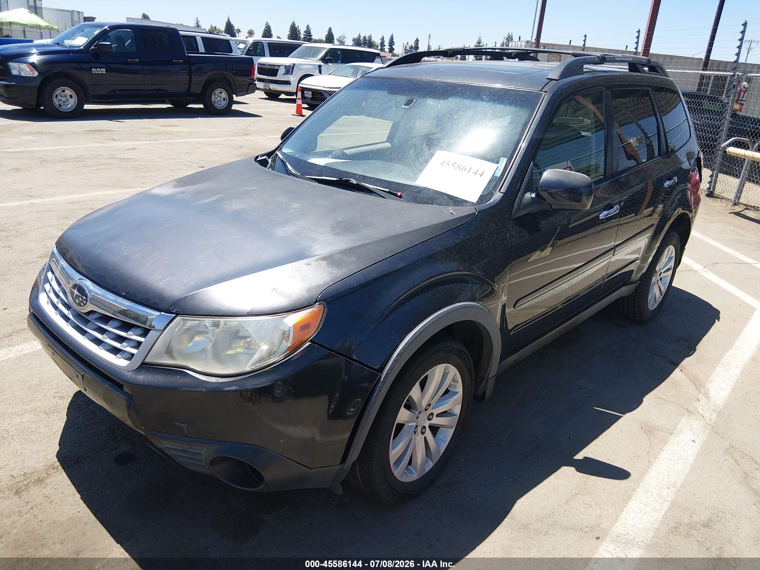 2011 Subaru Forester 2.5x Premium Black vin: JF2SHADC9BH767623