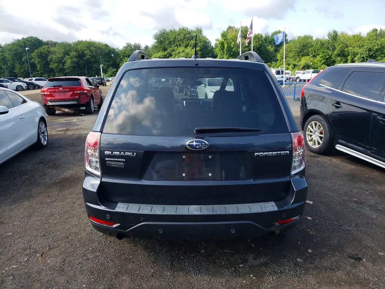 2011 Subaru Forester 2.5x Premium Charcoal vin: JF2SHADC9BH779805