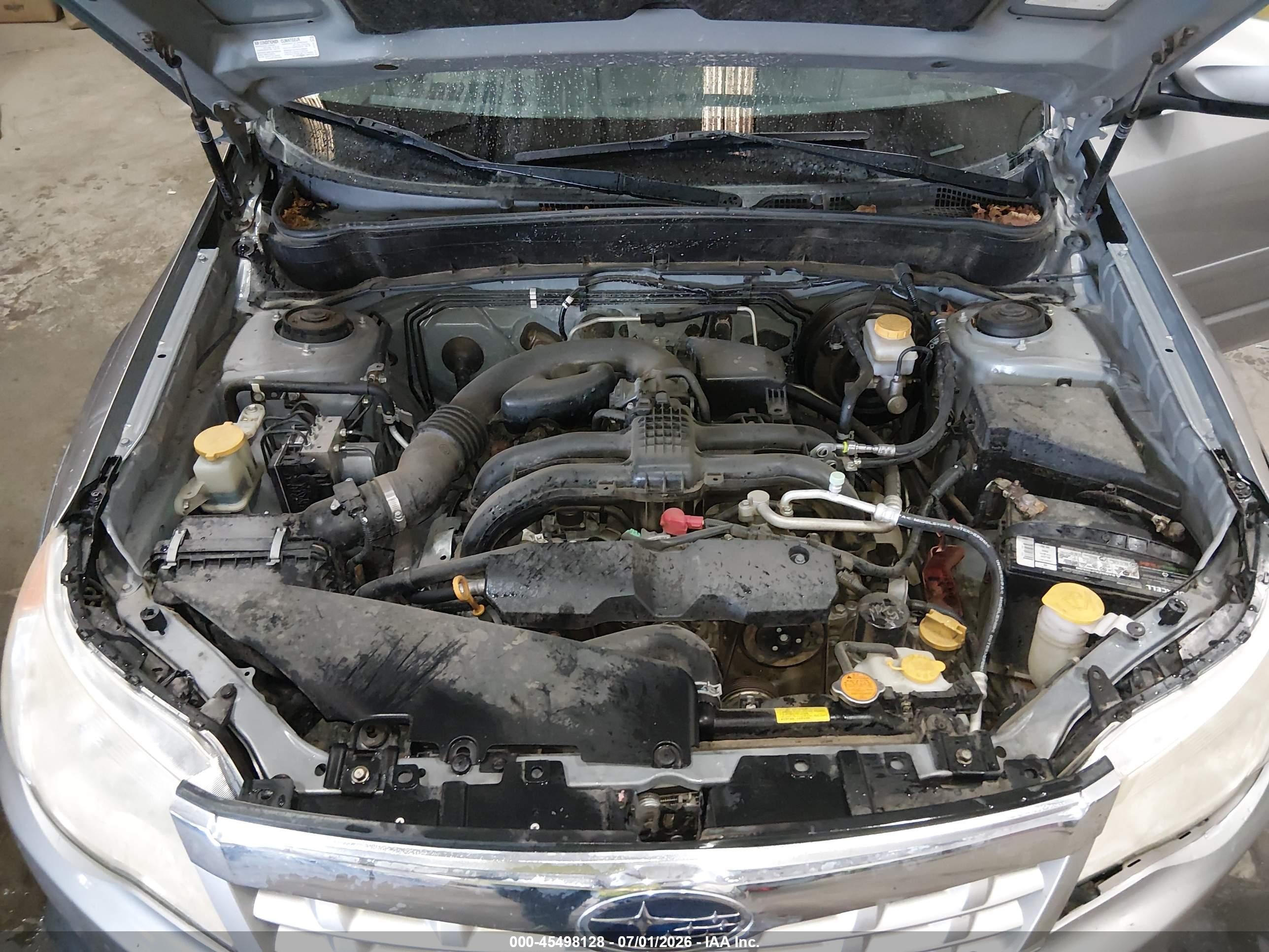 2011 Subaru Forester 2.5x Premium Gray vin: JF2SHADC9BH781490