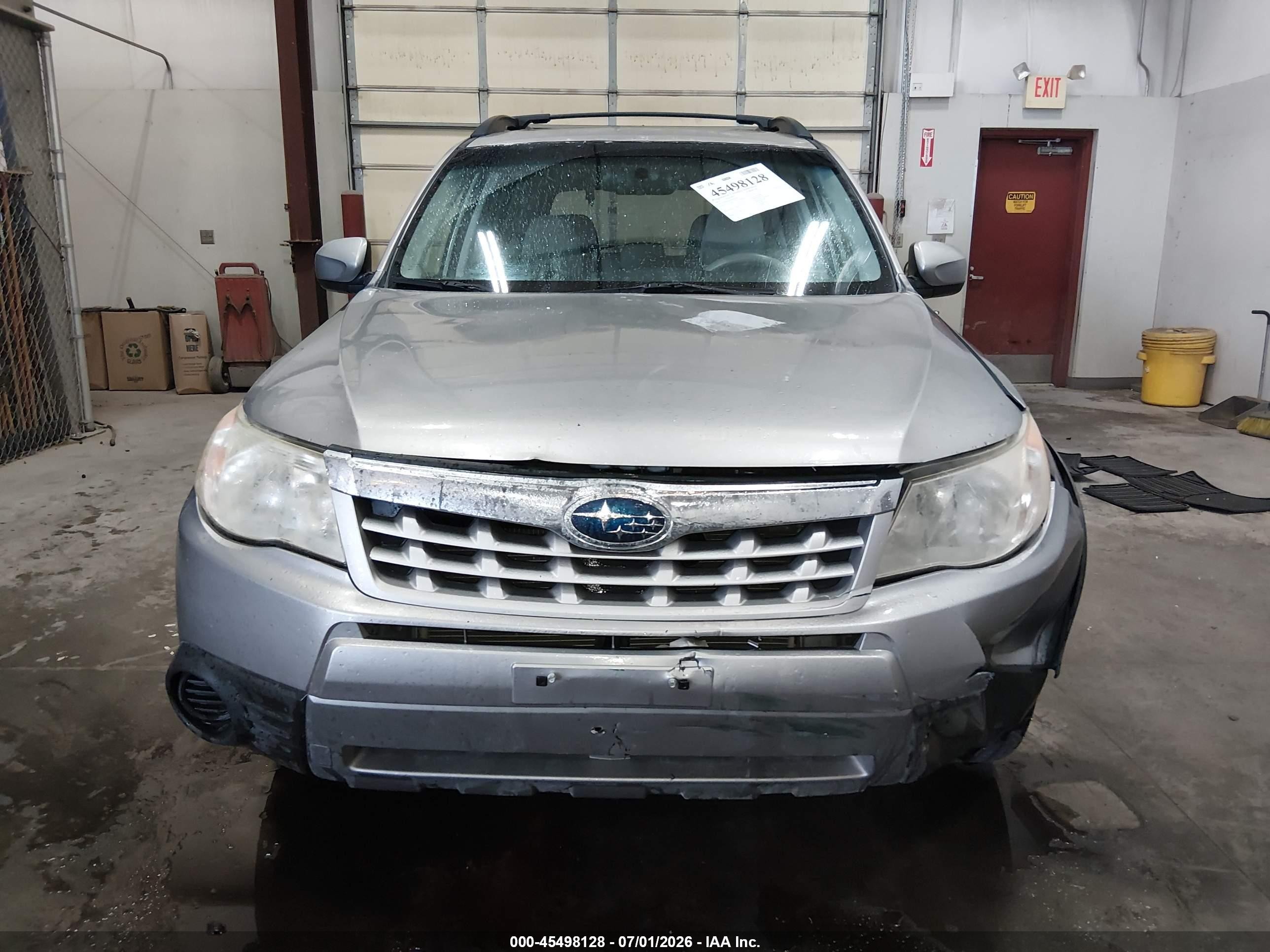 2011 Subaru Forester 2.5x Premium Gray vin: JF2SHADC9BH781490