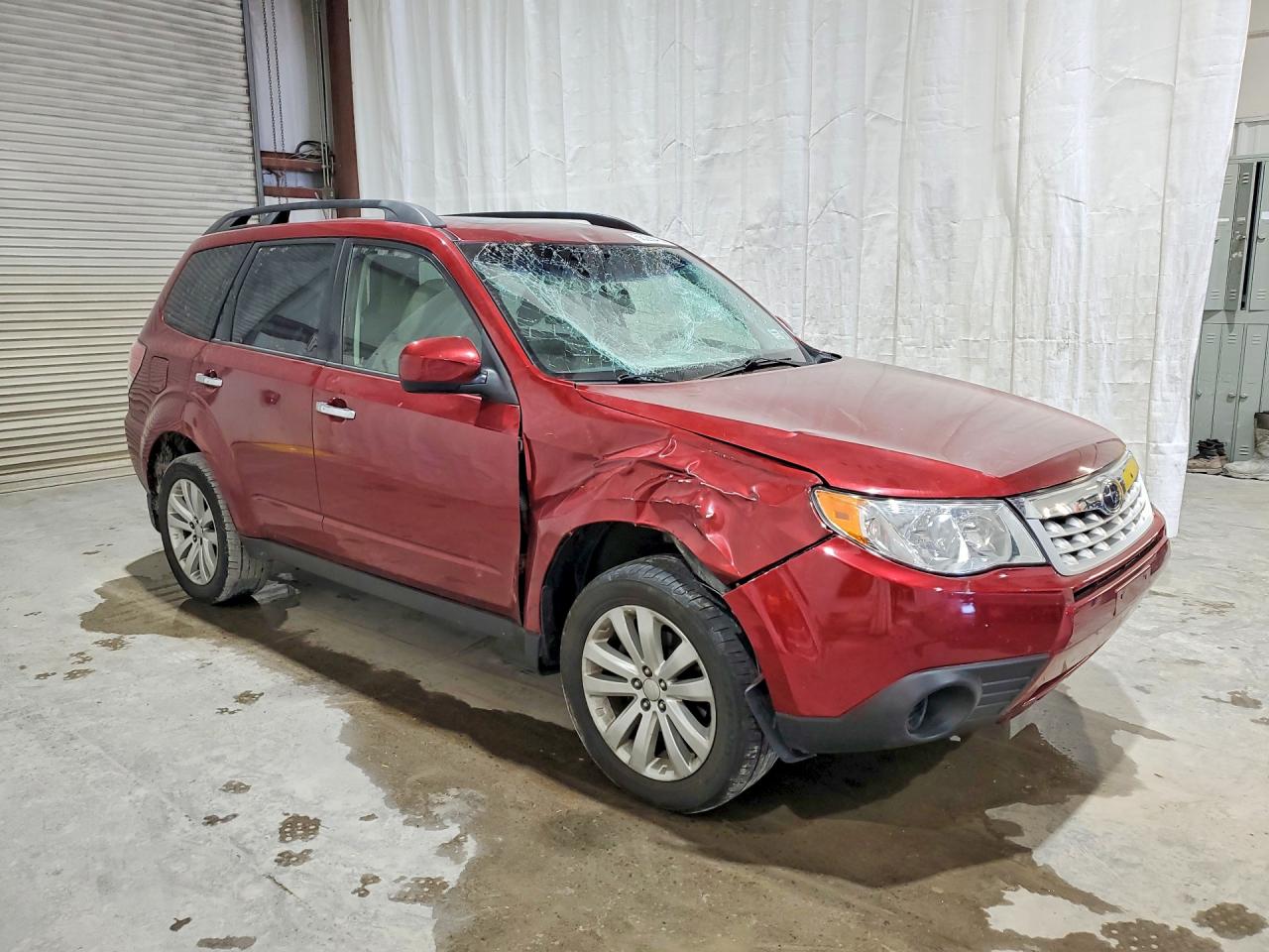 2012 Subaru Forester 2.5x Premium Красный vin: JF2SHADC9CH441435