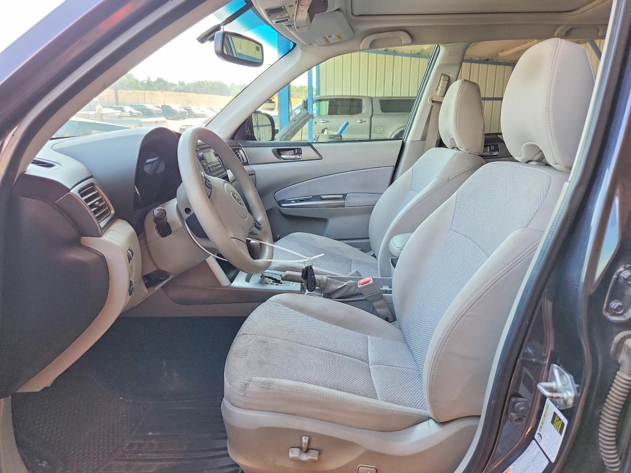2012 Subaru Forester 2.5x Premium Gray vin: JF2SHADC9CH449101