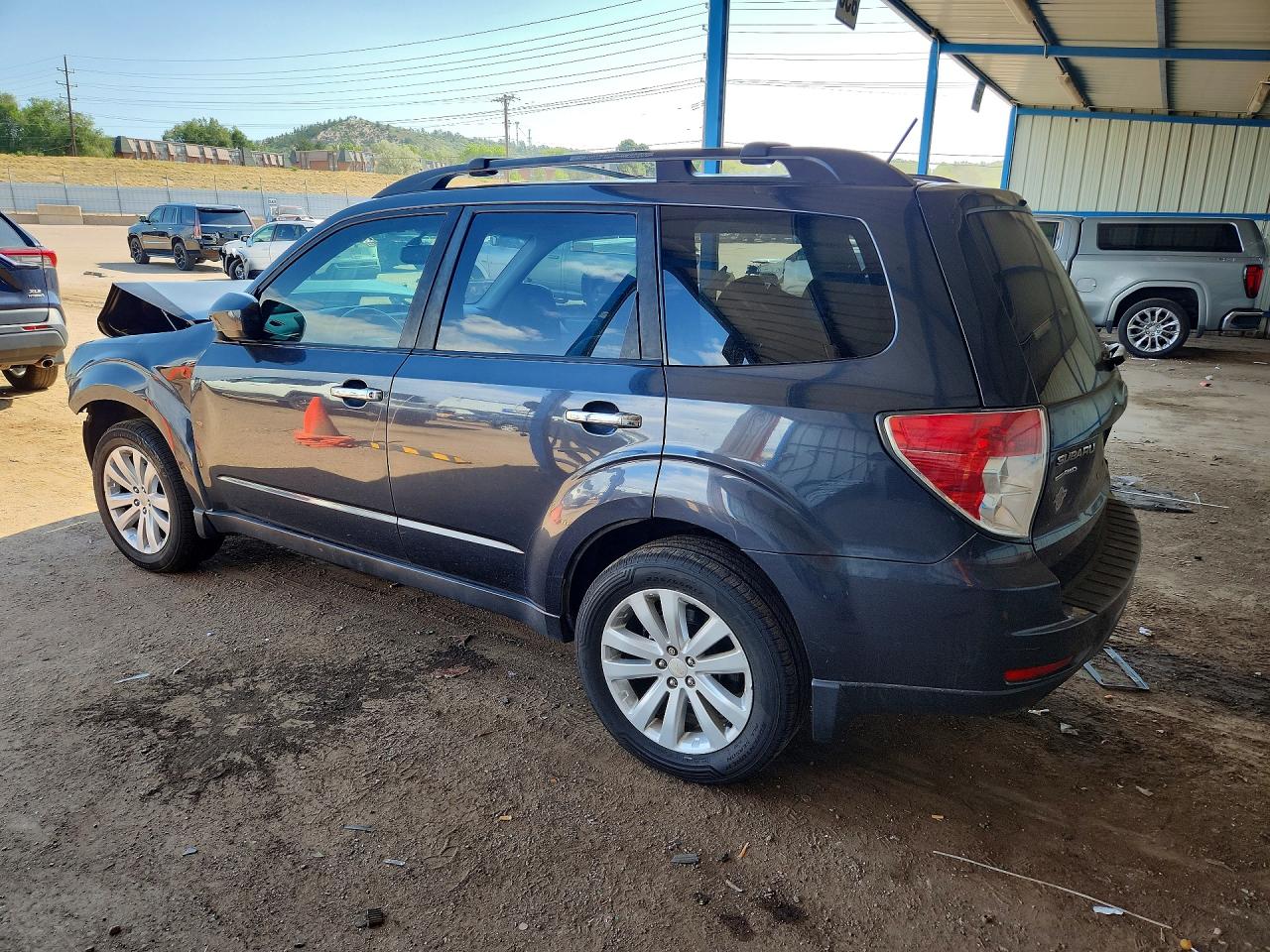 2012 Subaru Forester 2.5x Premium Gray vin: JF2SHADC9CH449101