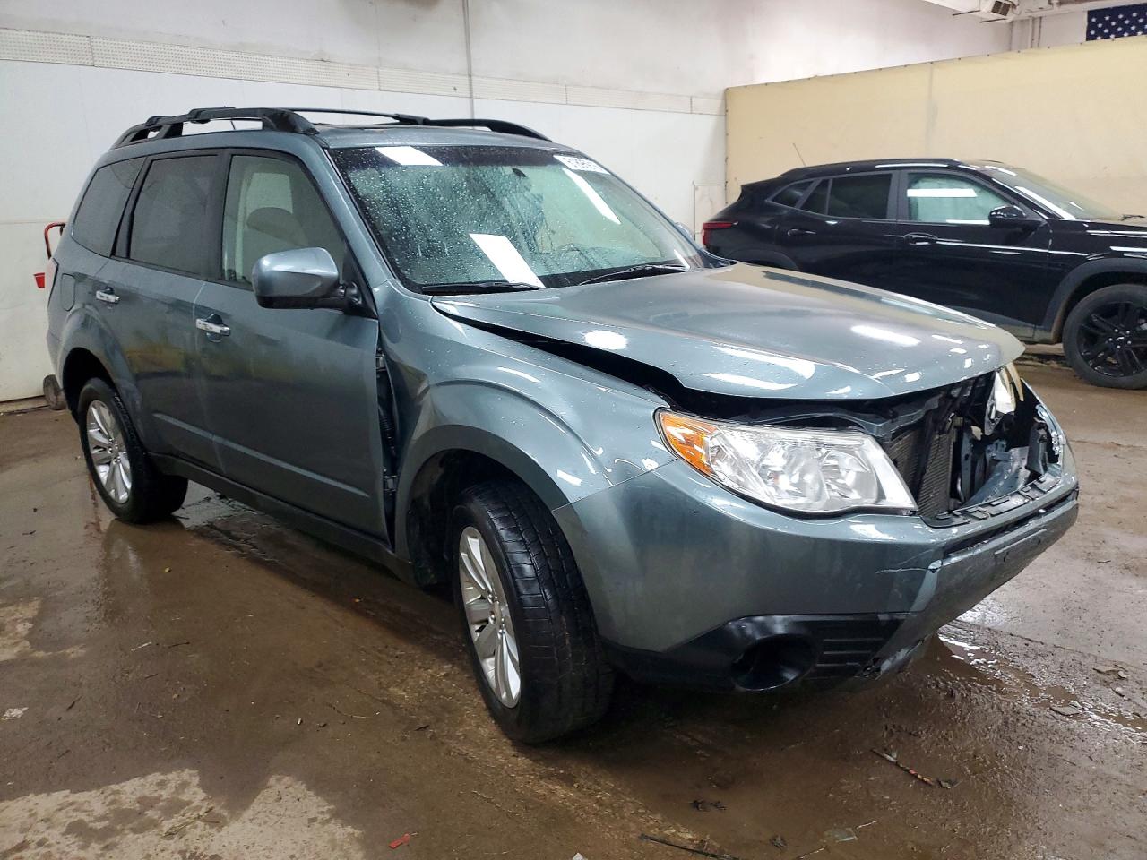 2012 Subaru Forester 2.5x Premium Blue vin: JF2SHADC9CH460213