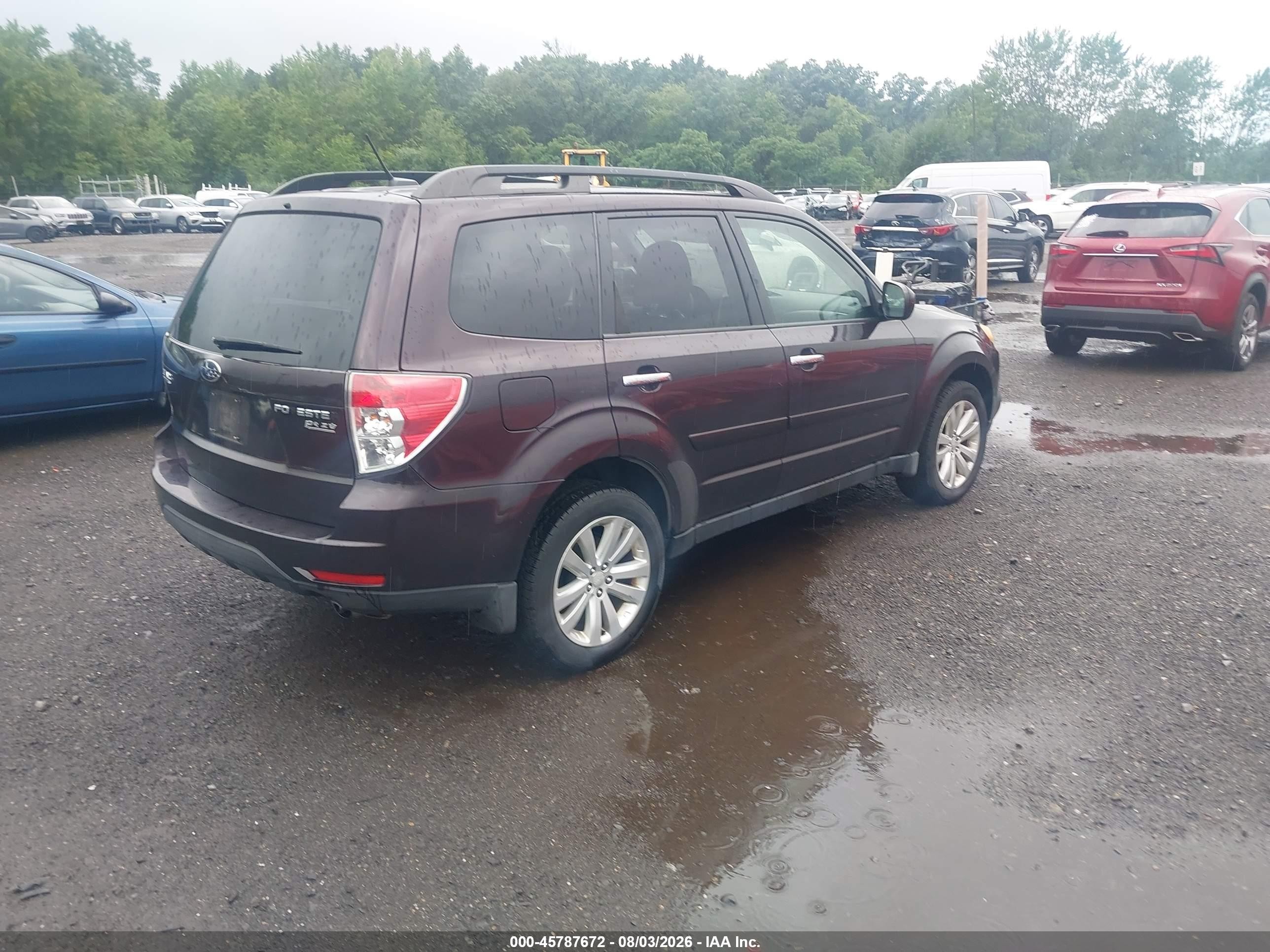 2013 Subaru Forester 2.5x Premium Purple vin: JF2SHADC9DH403799