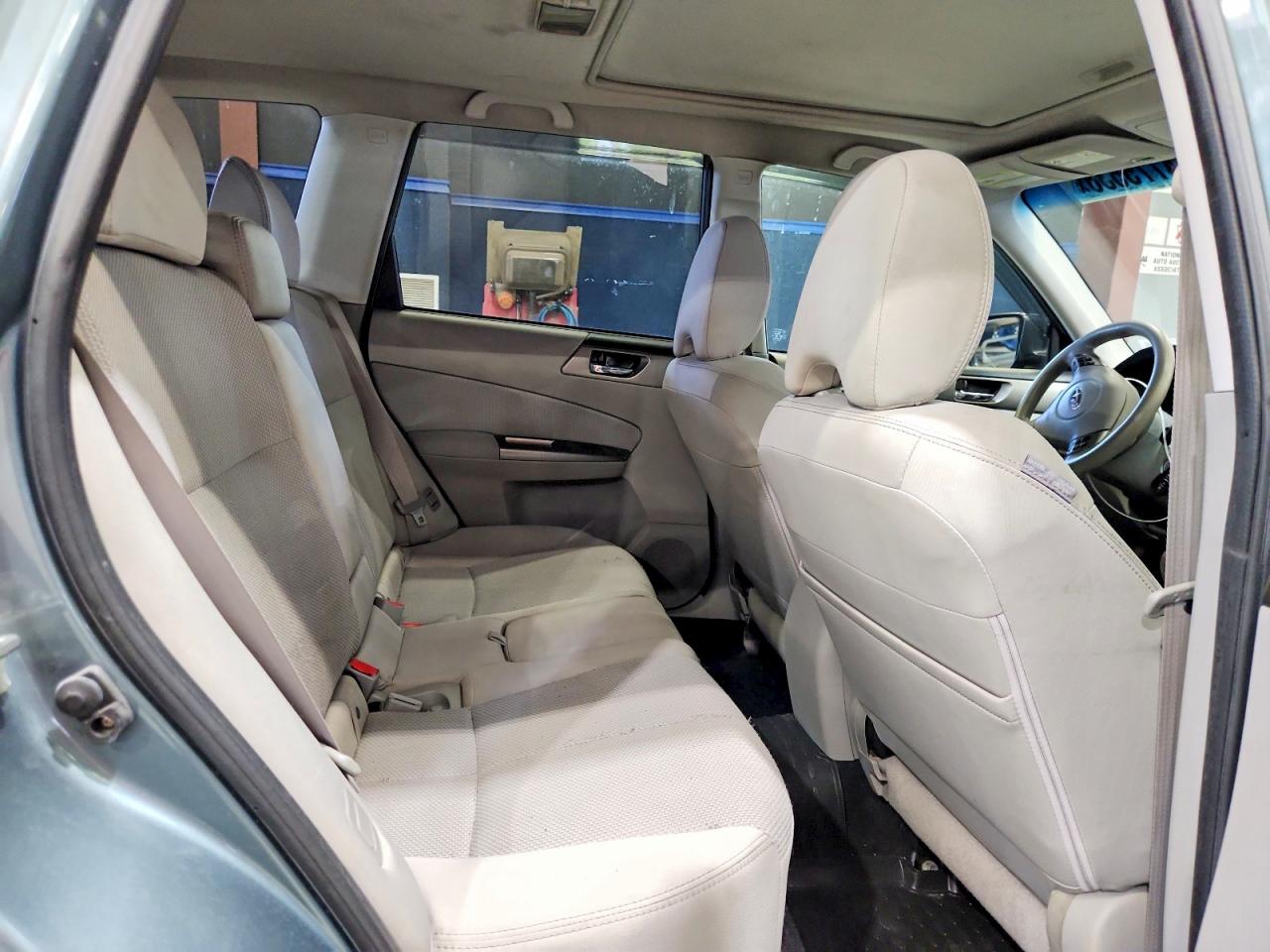 2011 Subaru Forester 2.5x Premium Teal vin: JF2SHADCXBG760878