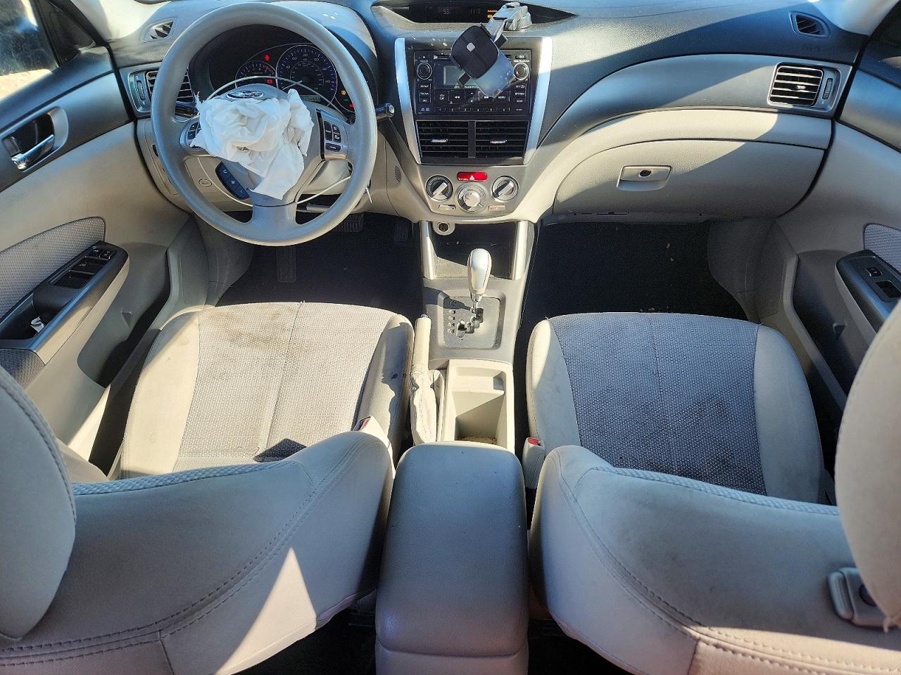 2011 Subaru Forester 2.5x Premium Blue vin: JF2SHADCXBH757697