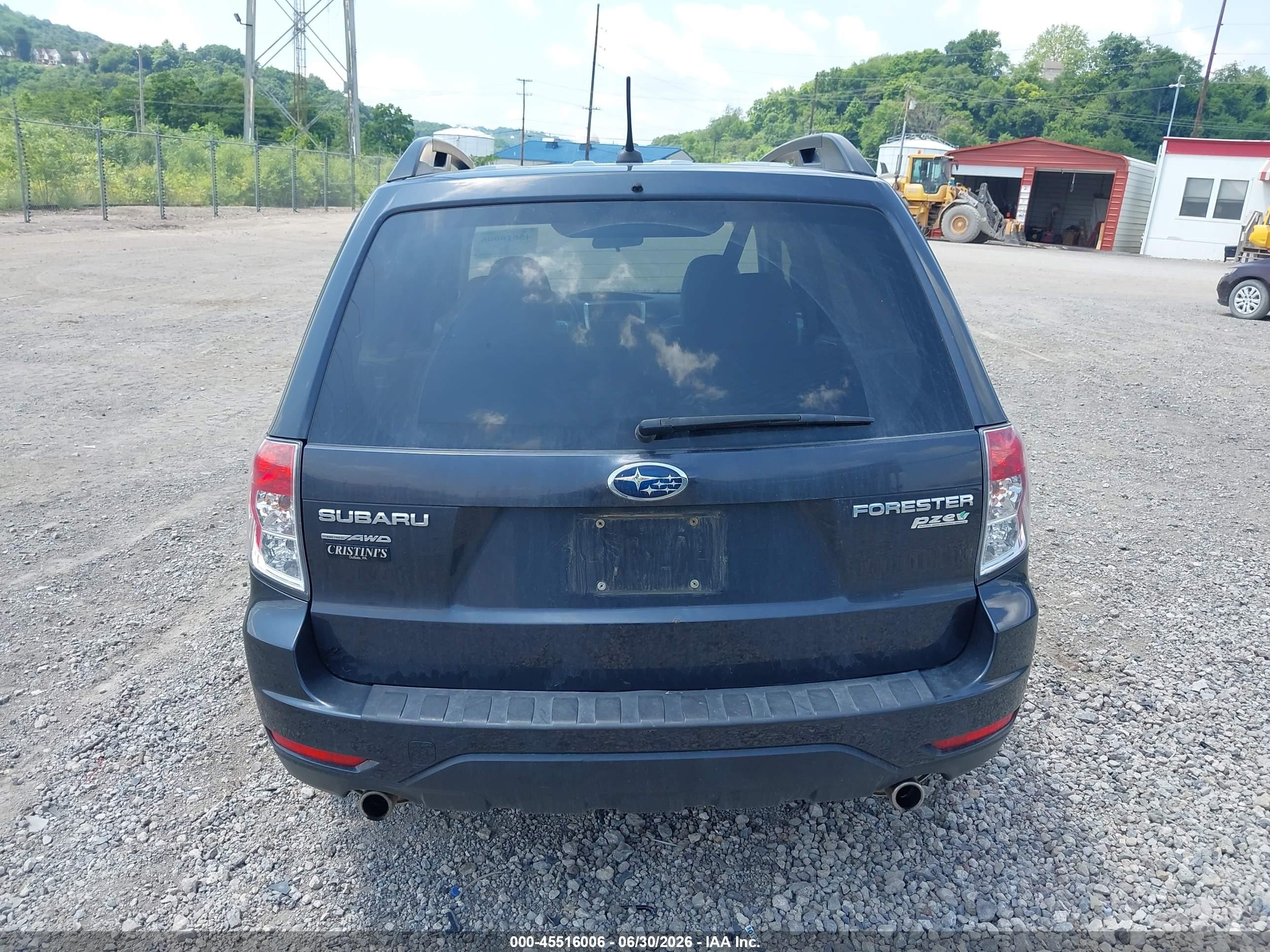 2011 Subaru Forester 2.5x Premium Black vin: JF2SHADCXBH759949