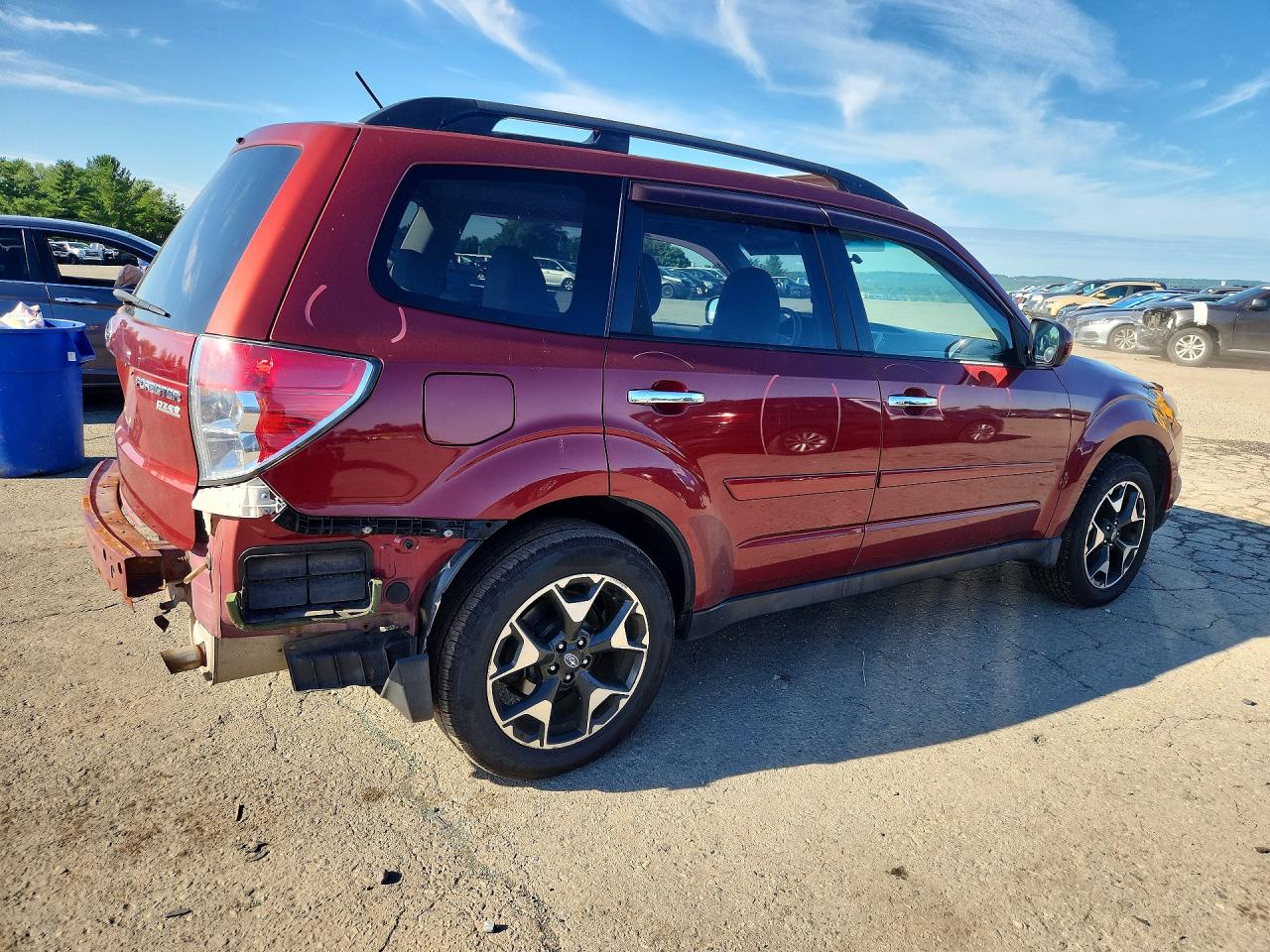 2011 Subaru Forester 2.5x Premium Maroon vin: JF2SHADCXBH764536