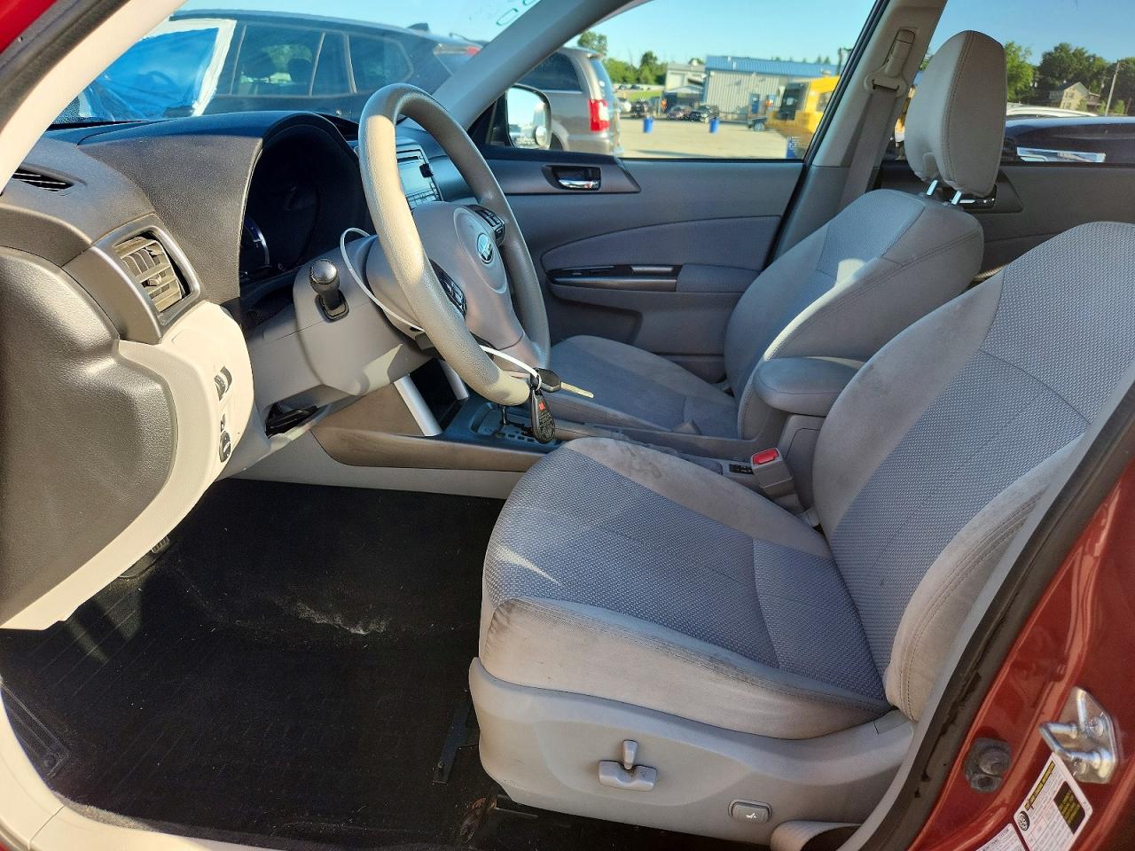 2011 Subaru Forester 2.5x Premium Maroon vin: JF2SHADCXBH764536