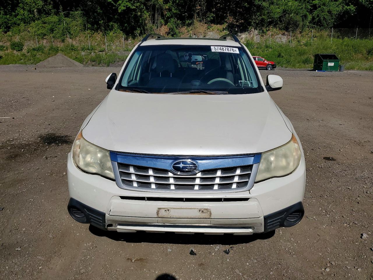 2012 Subaru Forester 2.5x Premium White vin: JF2SHADCXCH429262
