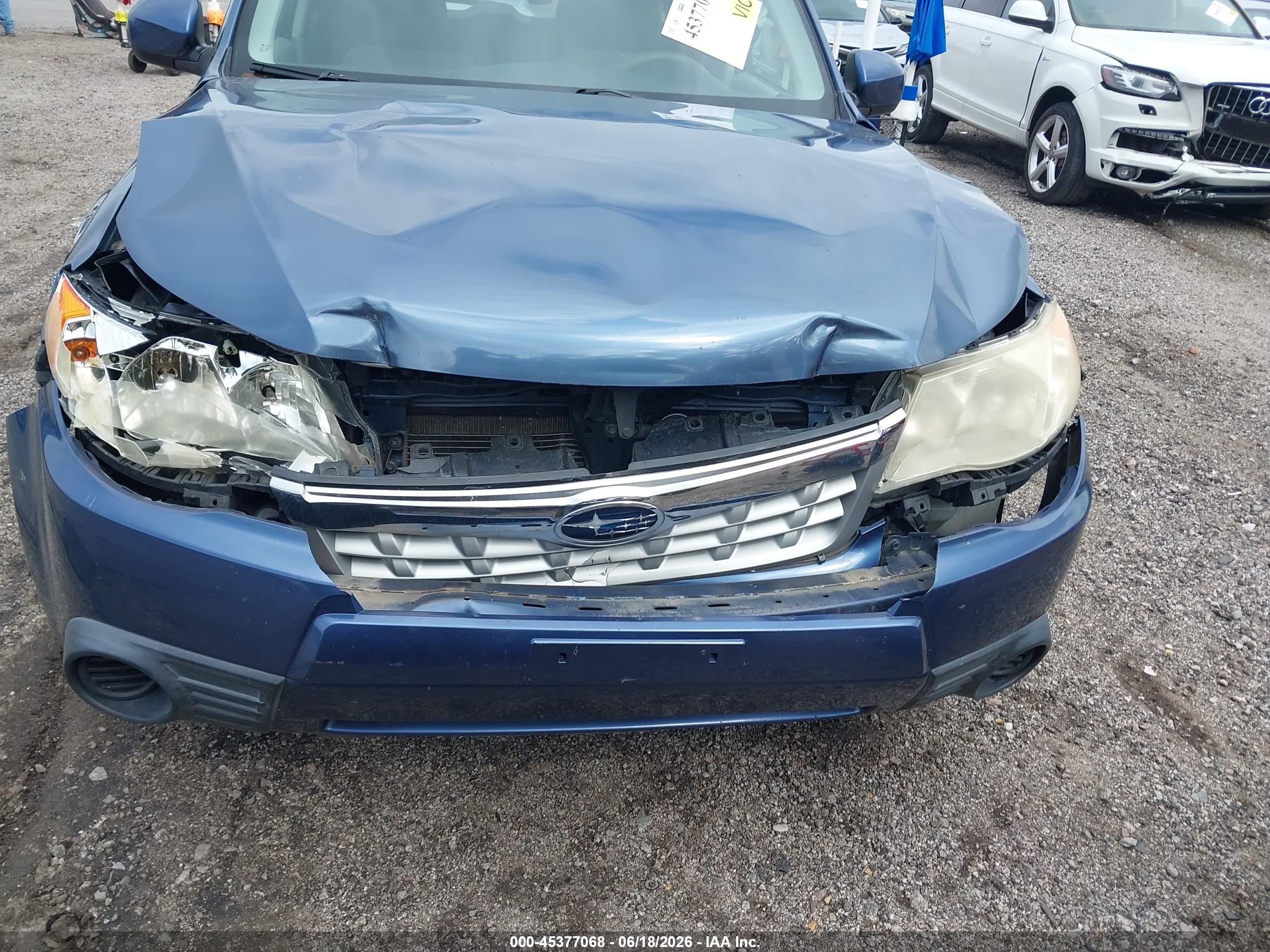 2013 Subaru Forester 2.5x Premium Blue vin: JF2SHADCXDH435600