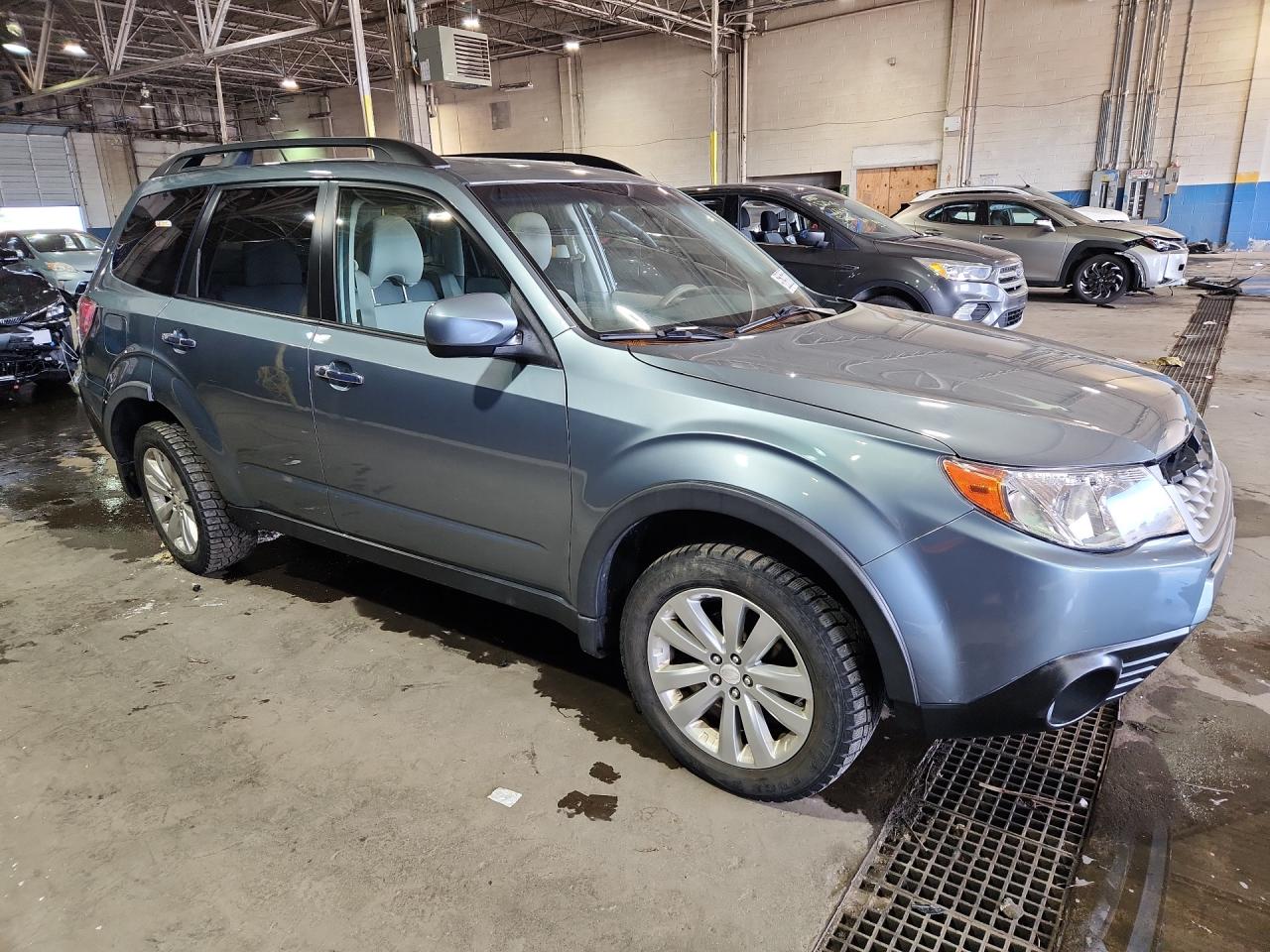 2013 Subaru Forester 2.5x Premium Green vin: JF2SHADCXDH442109 Damage: Rr Lower Control Arm, Broken, Replacement Required