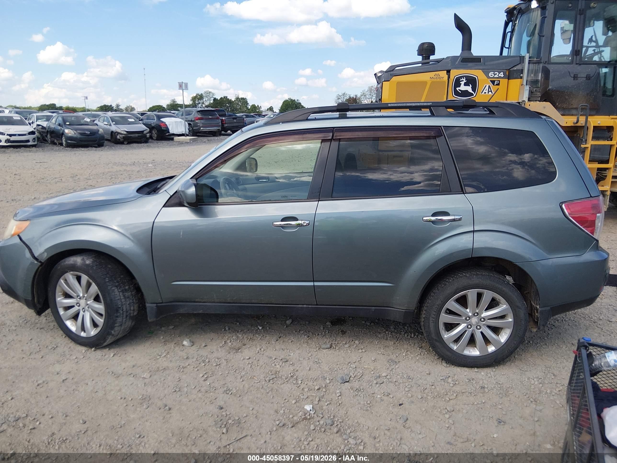 2011 Subaru Forester 2.5x Limited Light Blue vin: JF2SHAEC0BH738705