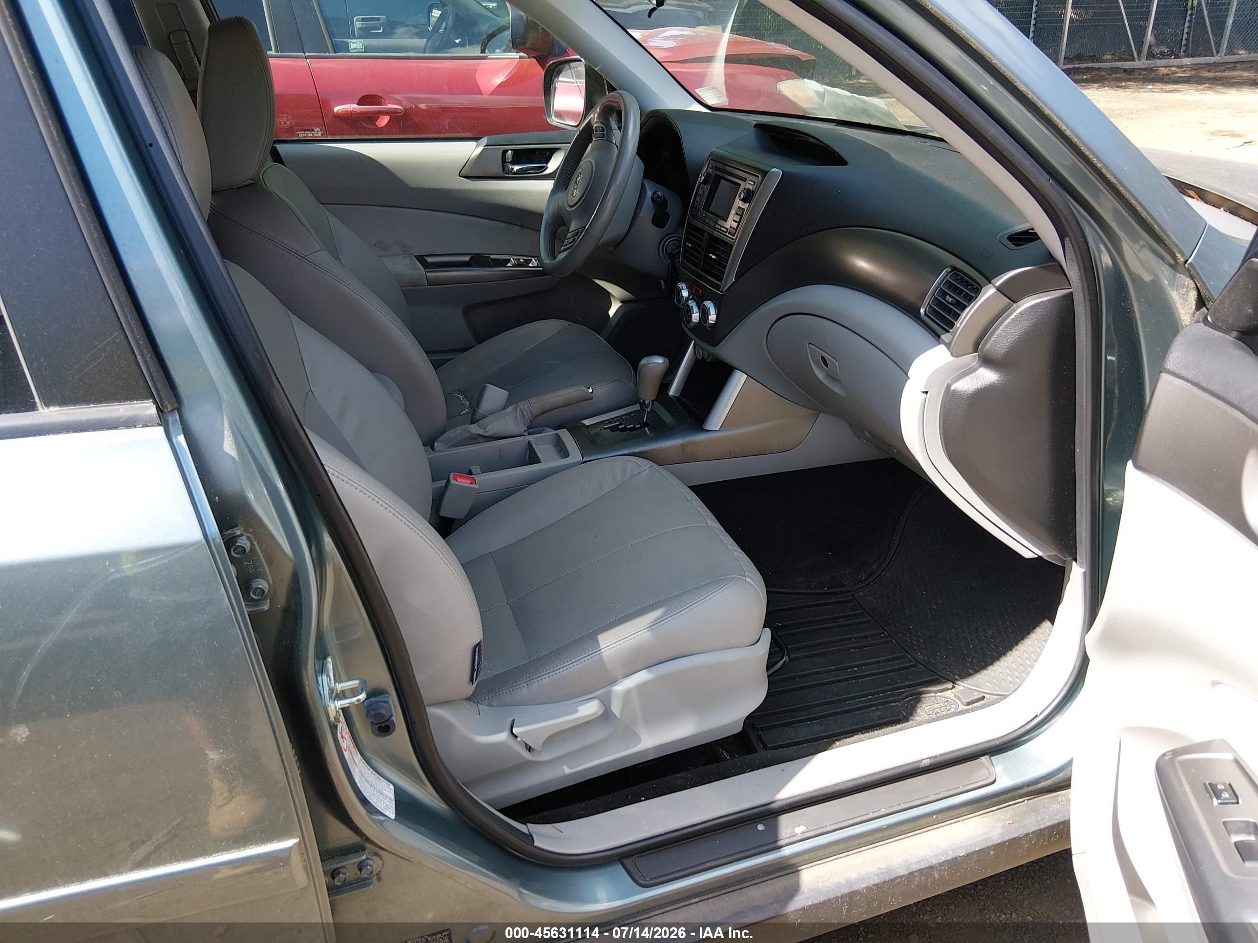 2011 Subaru Forester 2.5x Limited Бирюзовый vin: JF2SHAEC0BH742639