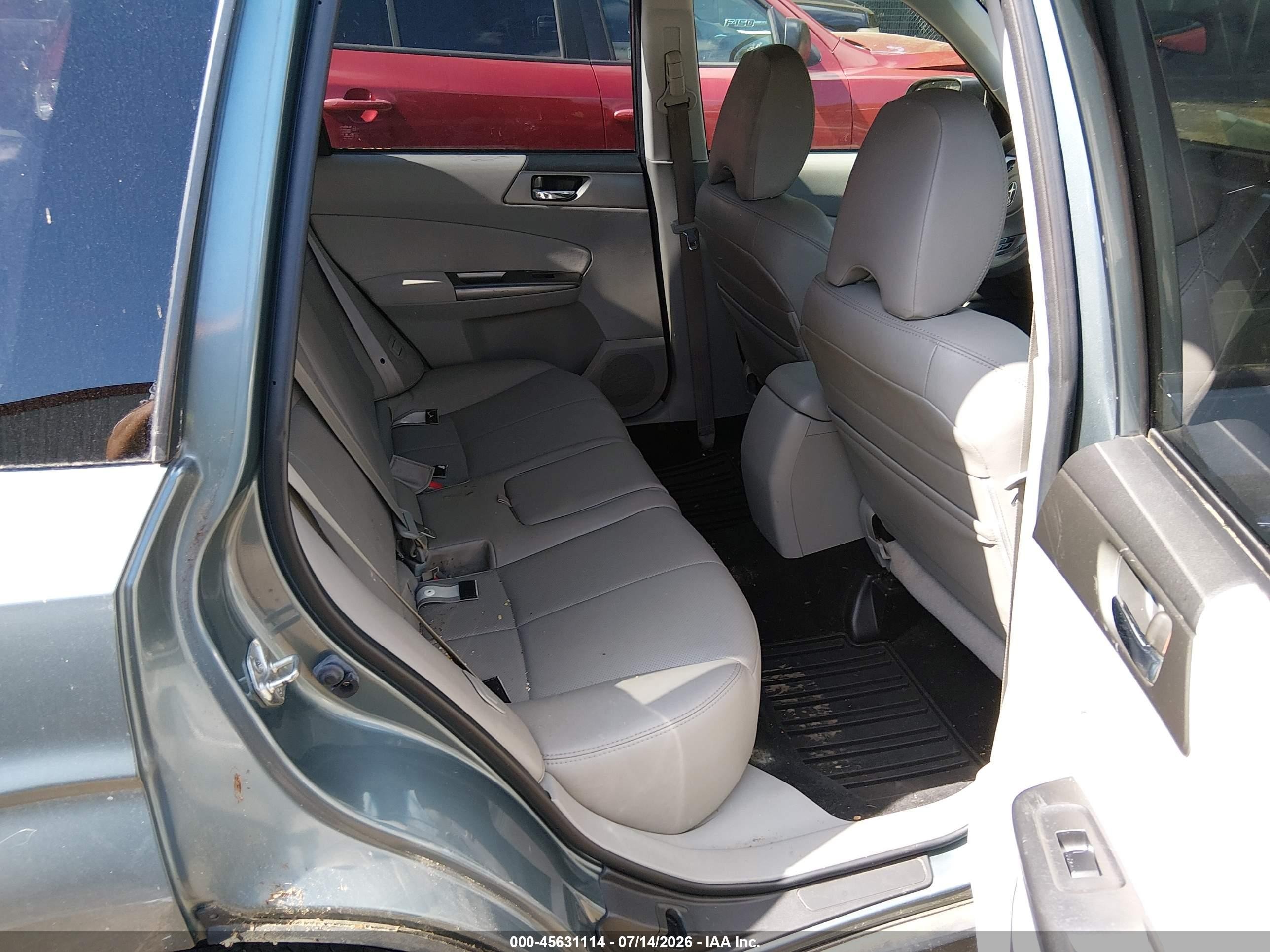 2011 Subaru Forester 2.5x Limited Бирюзовый vin: JF2SHAEC0BH742639