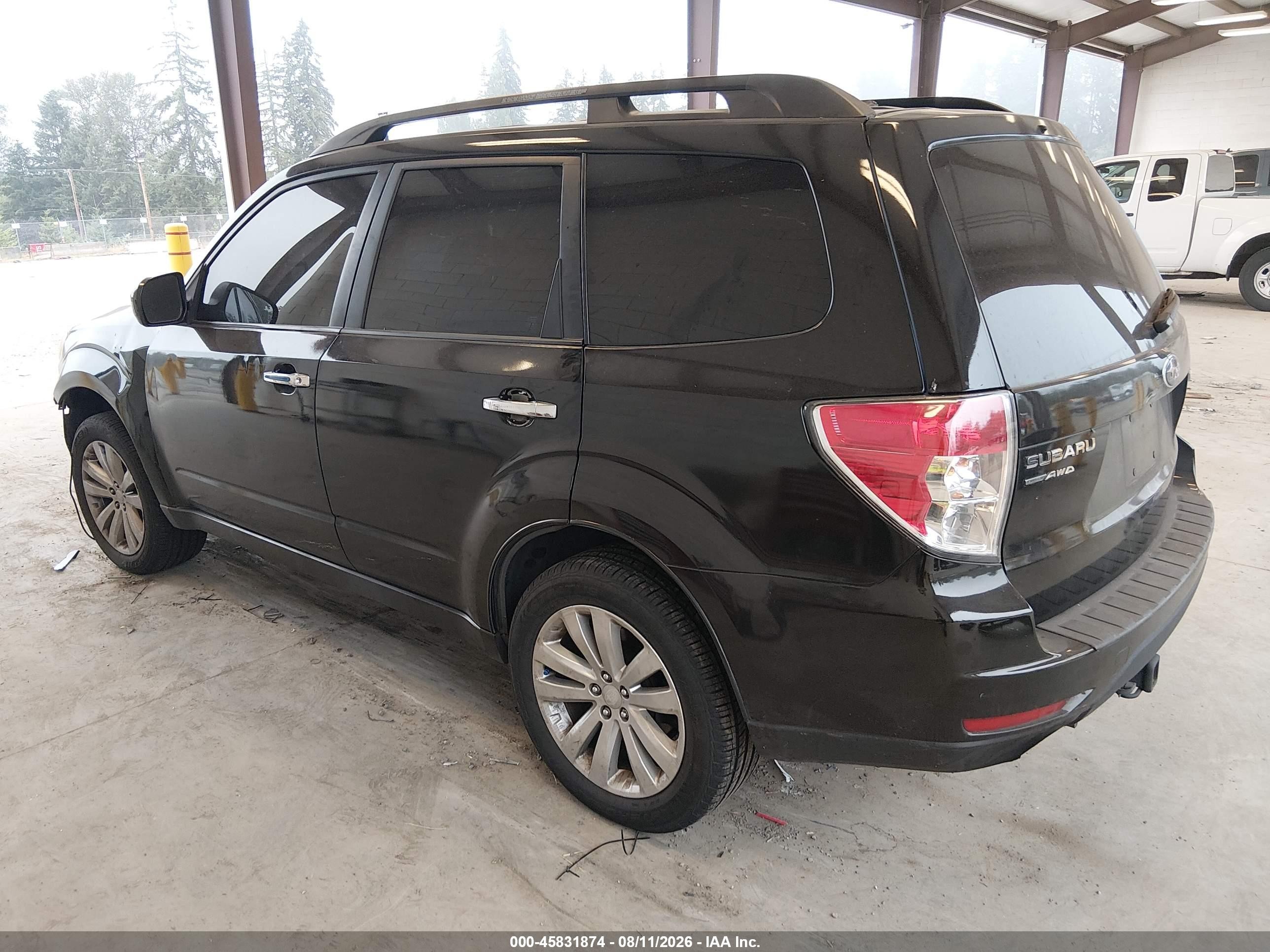 2011 Subaru Forester 2.5x Limited Black vin: JF2SHAEC0BH747274