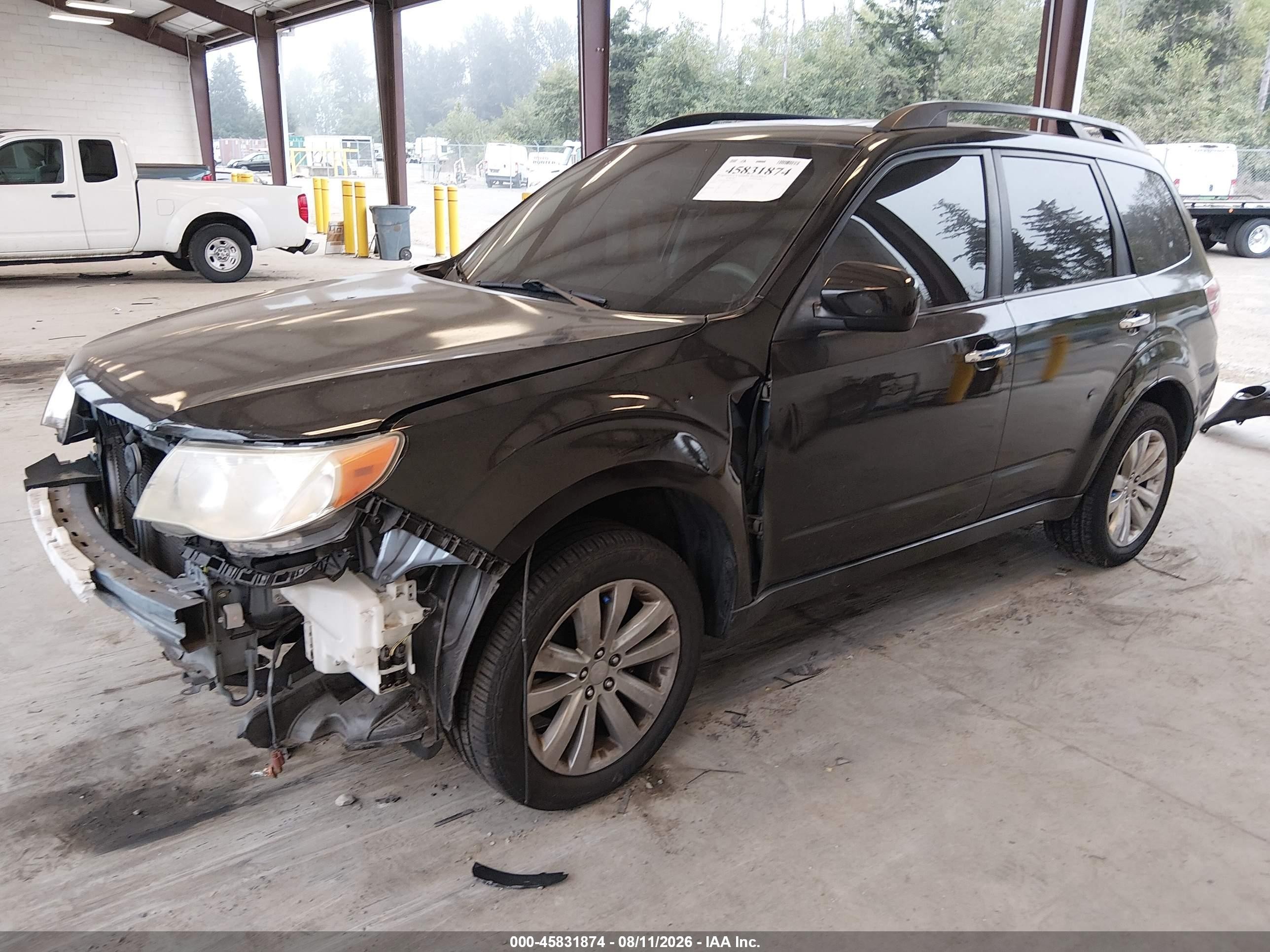 2011 Subaru Forester 2.5x Limited Black vin: JF2SHAEC0BH747274