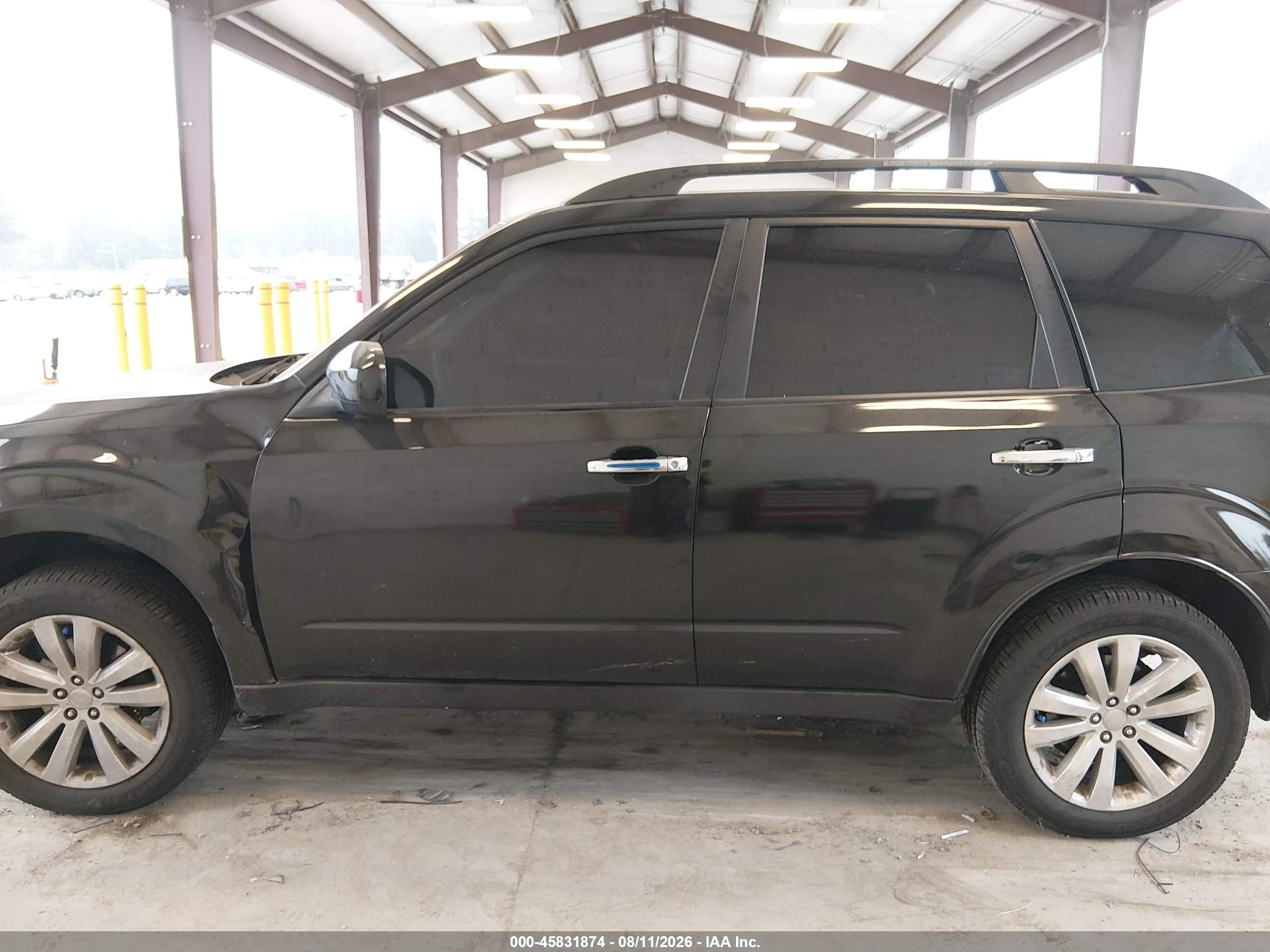 2011 Subaru Forester 2.5x Limited Black vin: JF2SHAEC0BH747274