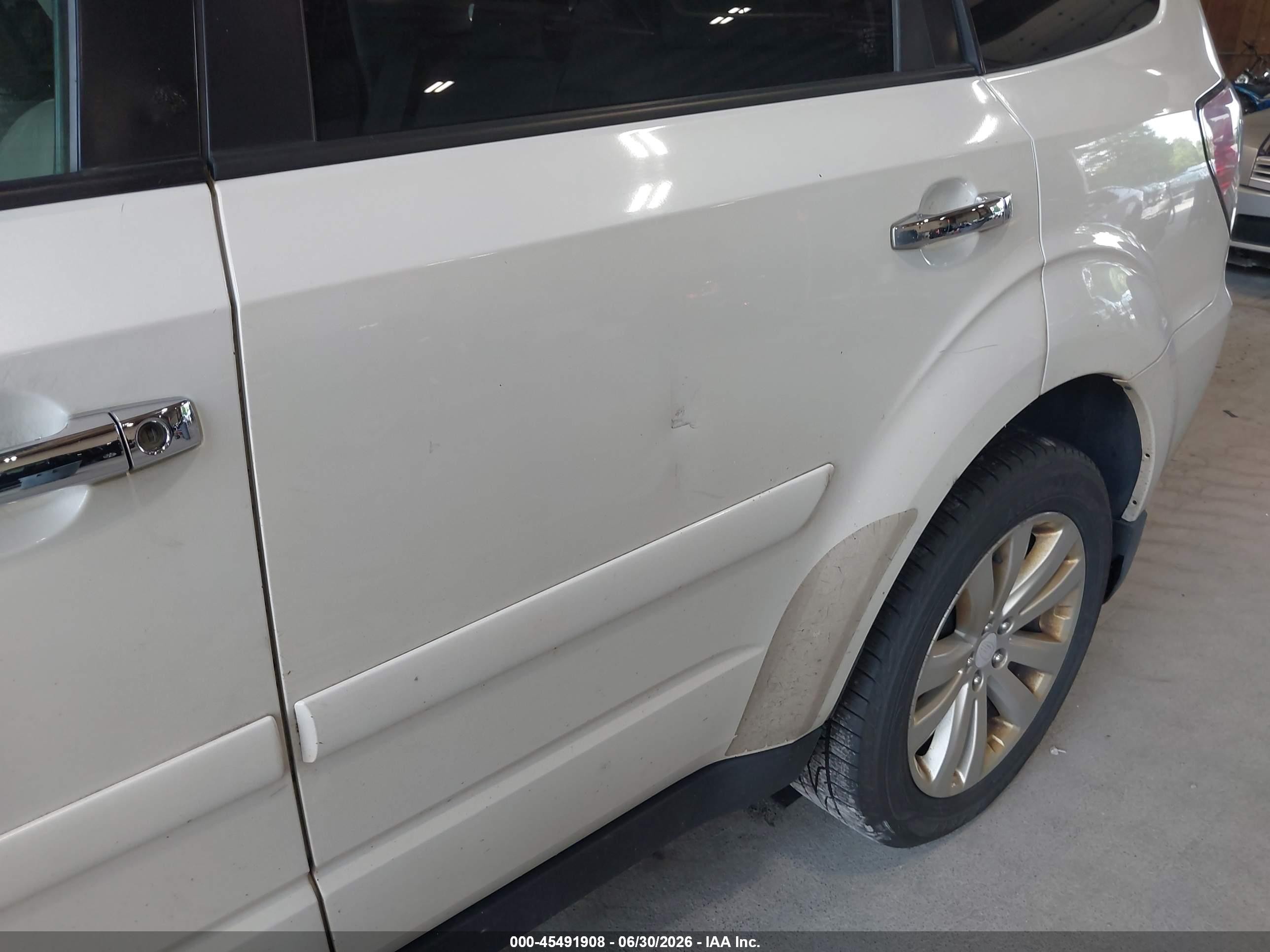 2012 Subaru Forester 2.5x Limited White vin: JF2SHAEC0CH407981