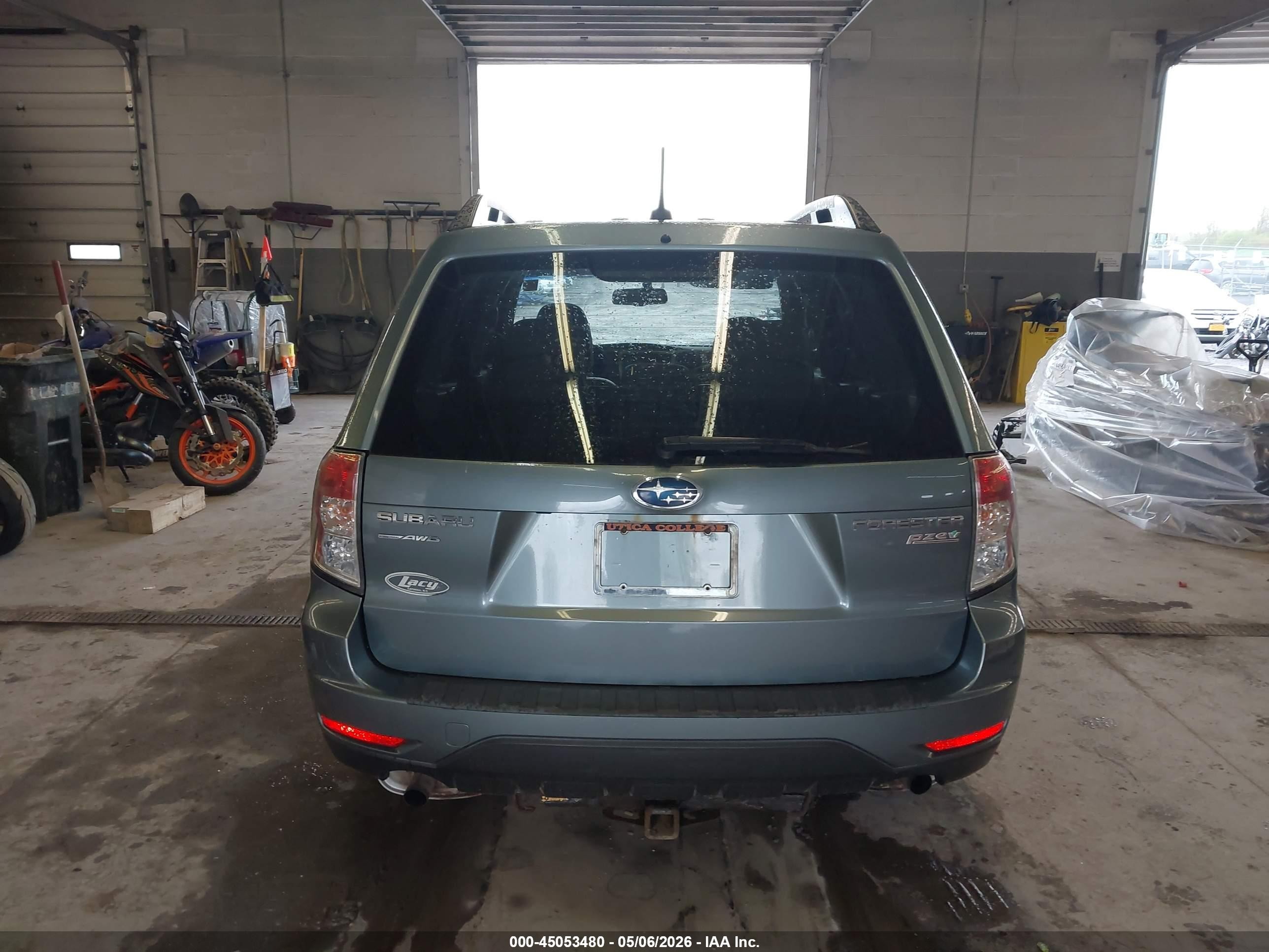 2012 Subaru Forester 2.5x Limited Green vin: JF2SHAEC0CH410167