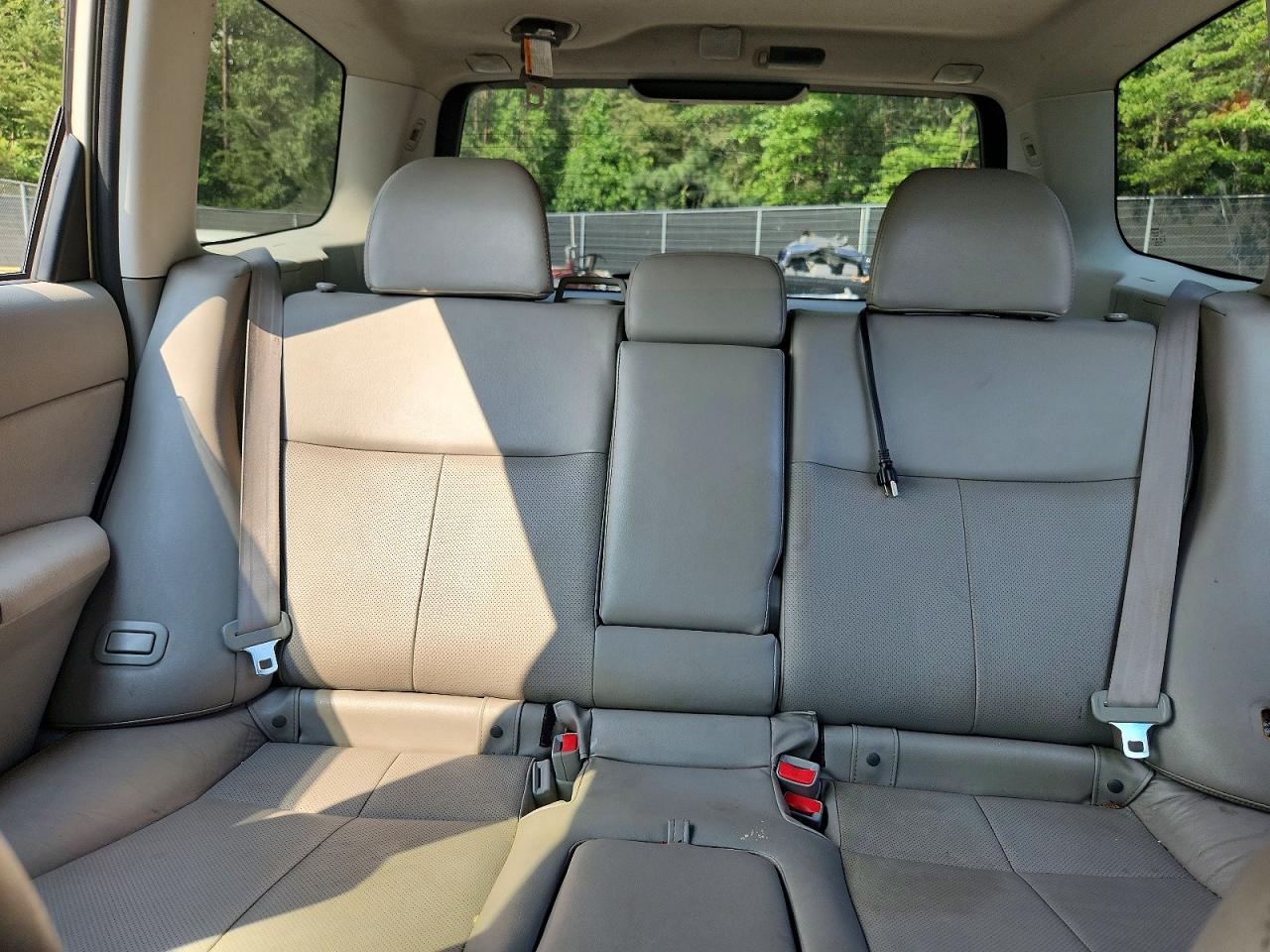 2012 Subaru Forester Limited Белый vin: JF2SHAEC0CH453942