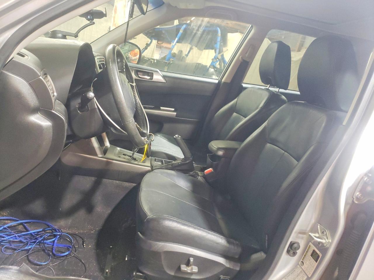2012 Subaru Forester Limited Silver vin: JF2SHAEC1CH441167