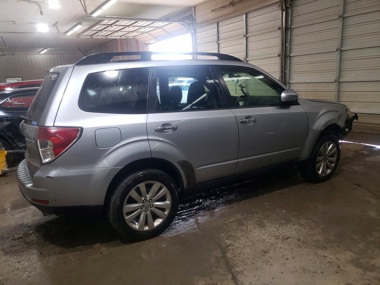 2012 Subaru Forester Limited Silver vin: JF2SHAEC1CH441167