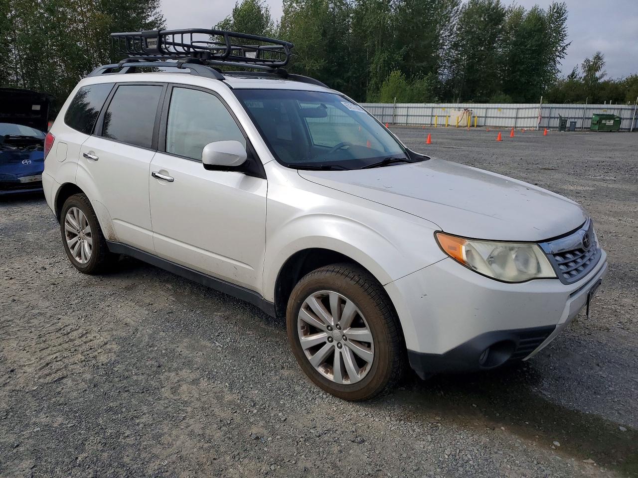 2011 Subaru Forester Limited White vin: JF2SHAEC2BH762486