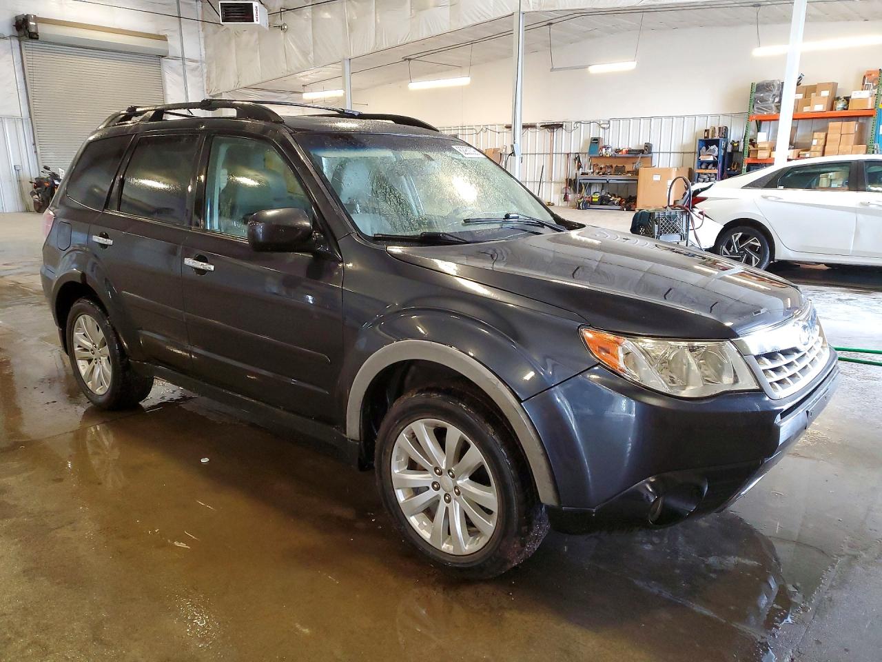2011 Subaru Forester Limited Charcoal vin: JF2SHAEC2BH763637