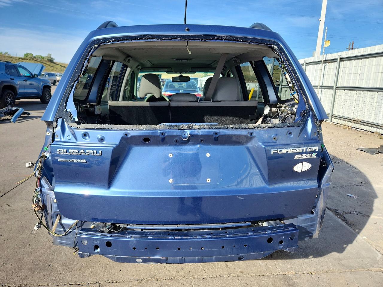 2013 Subaru Forester Limited Blue vin: JF2SHAEC2DH423634