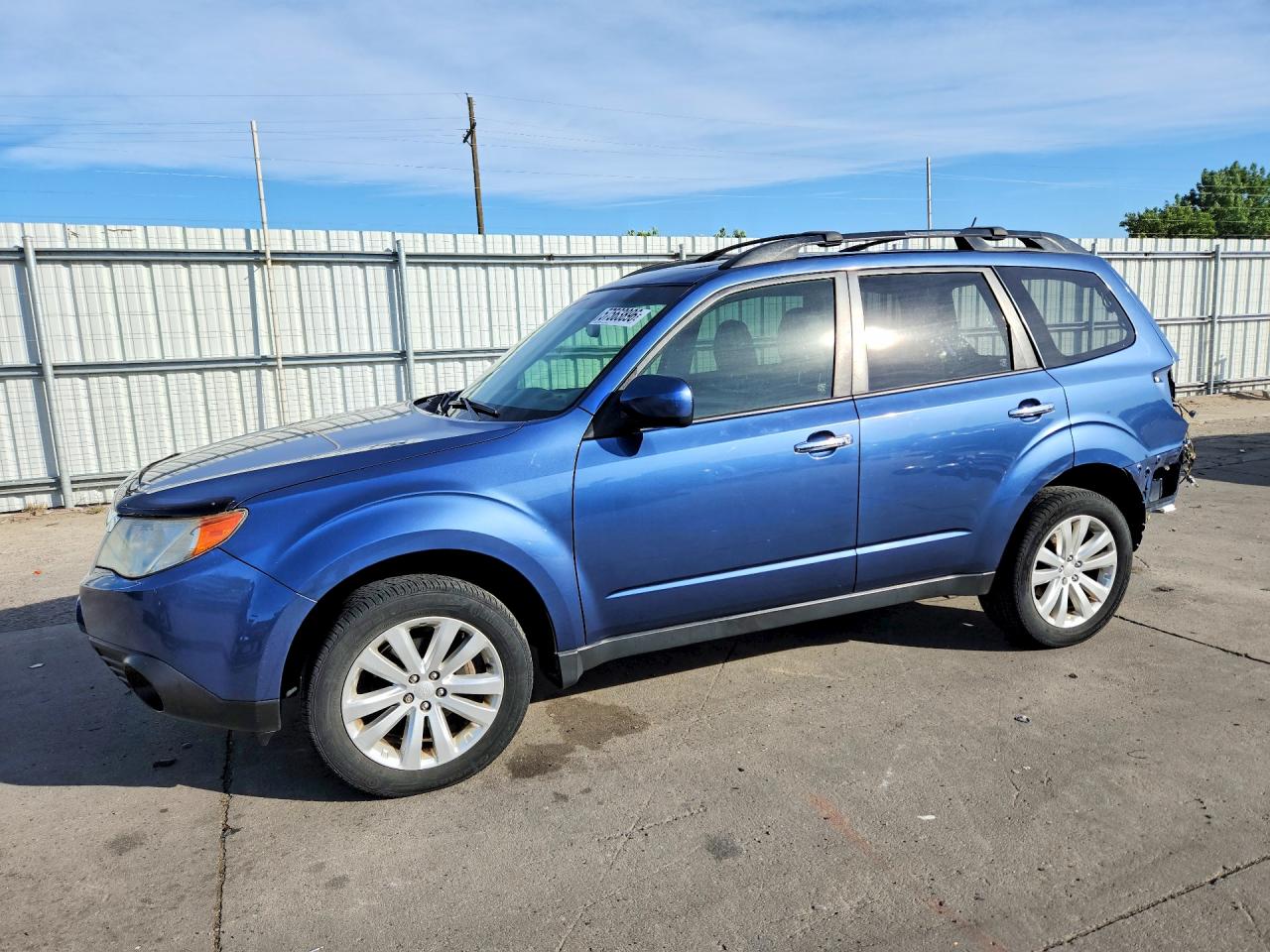 2013 Subaru Forester Limited Blue vin: JF2SHAEC2DH423634